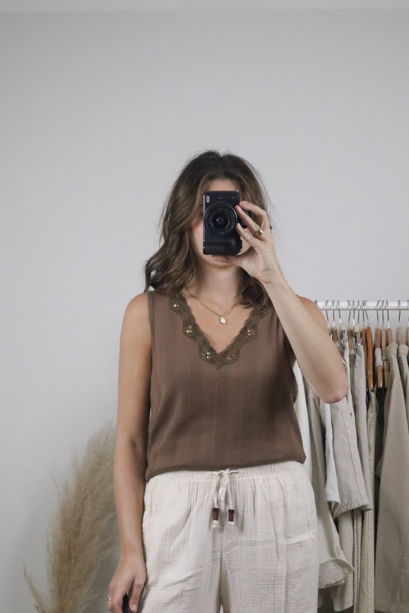 Deadstock x Vintage x Textured Sequin Lace Tank (L/XL)