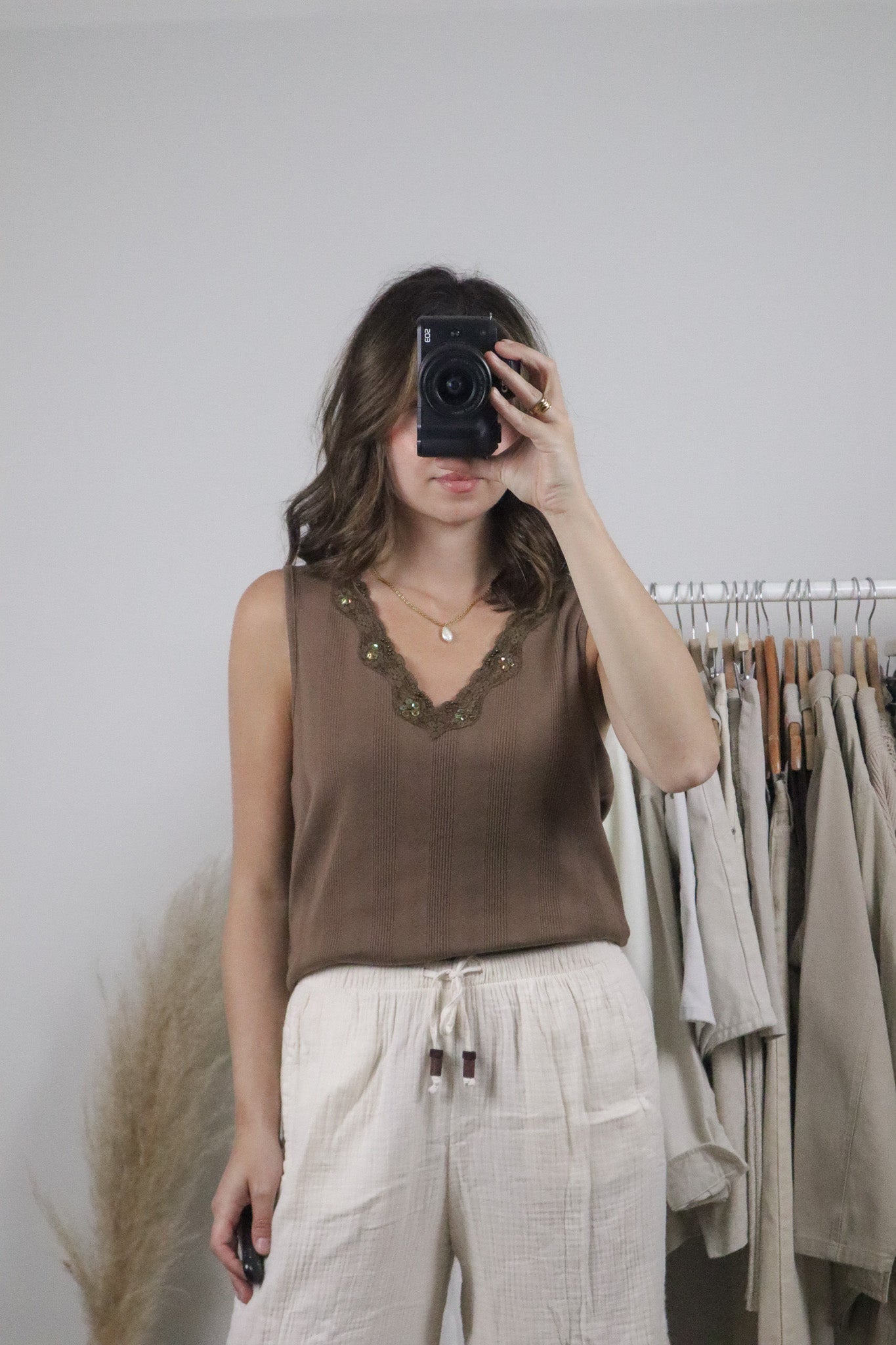 Deadstock x Vintage x Textured Sequin Lace Tank (L/XL)