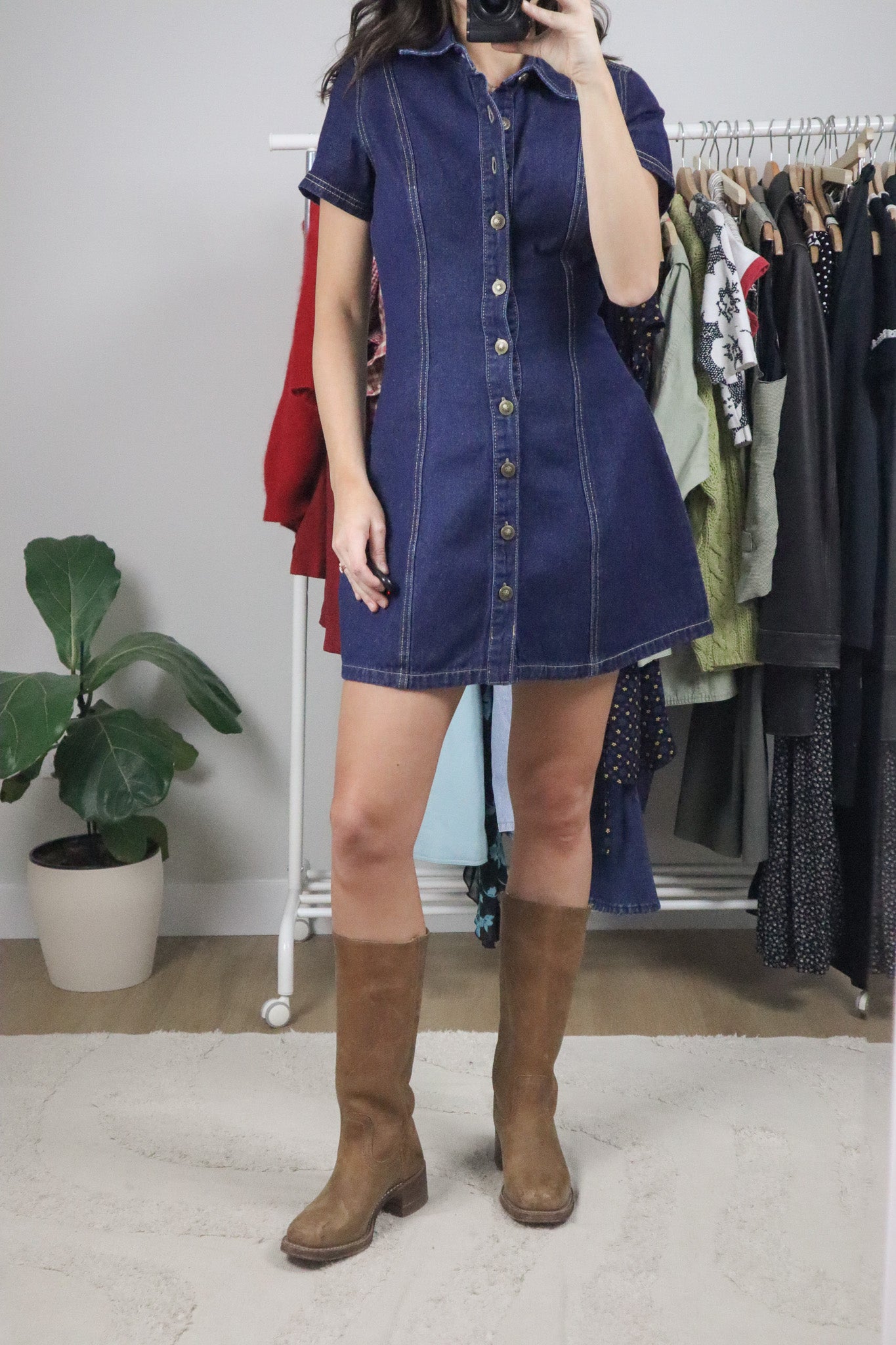Modern x Denim Dress (2/4)