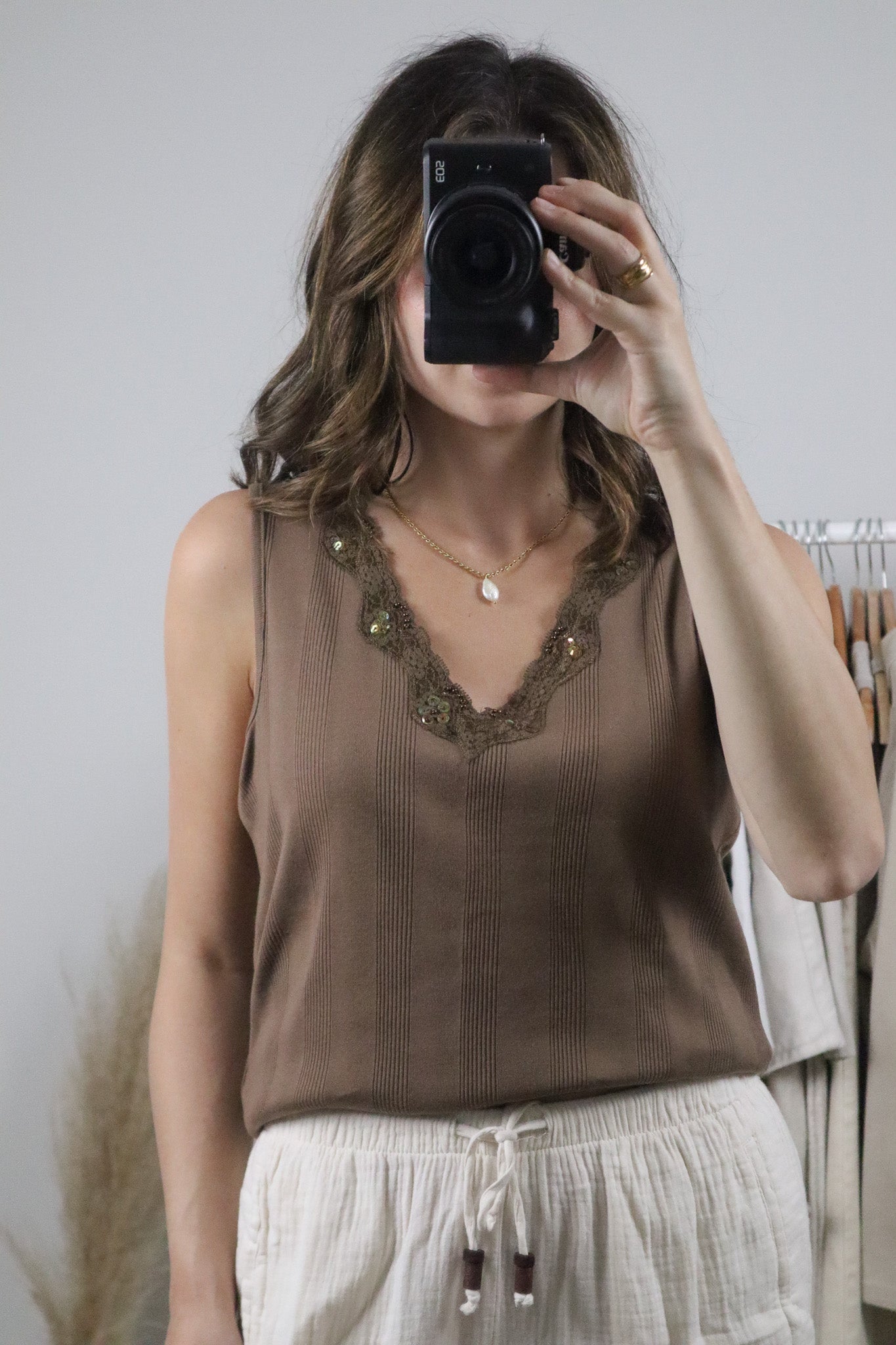 Deadstock x Vintage x Textured Sequin Lace Tank (L/XL)