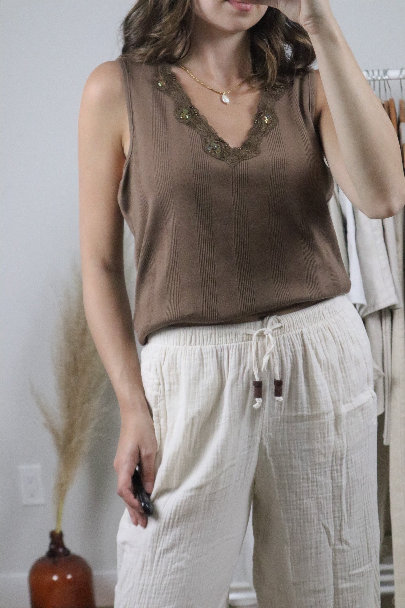 Deadstock x Vintage x Textured Sequin Lace Tank (L/XL)