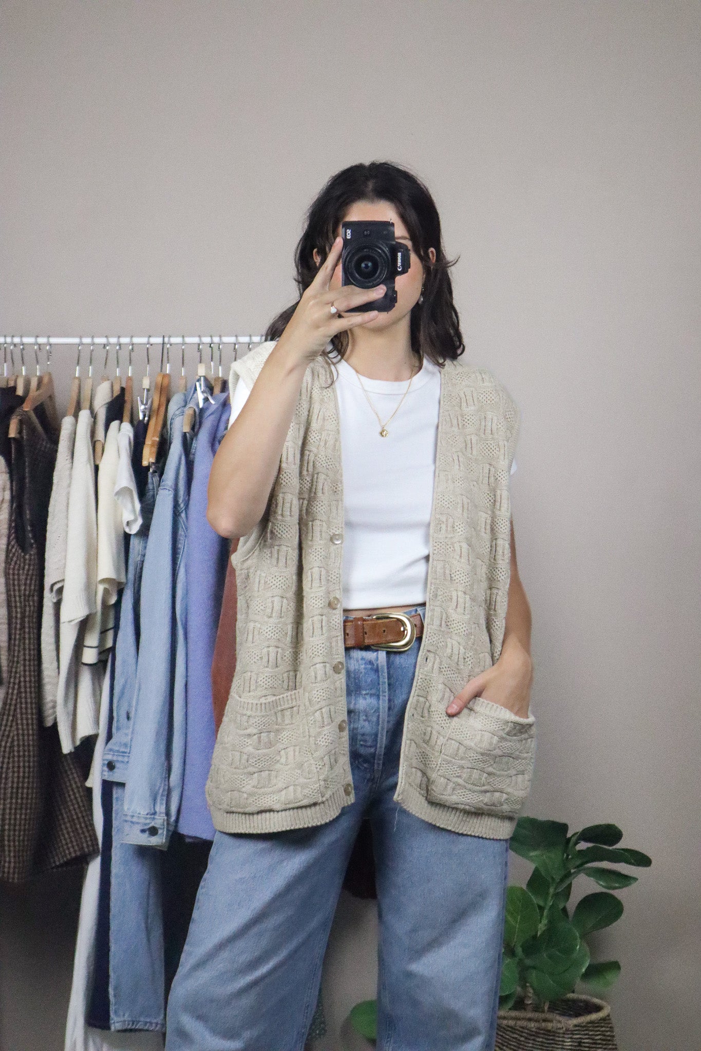 Made in Canada x Vintage x Knit Vest (XL)