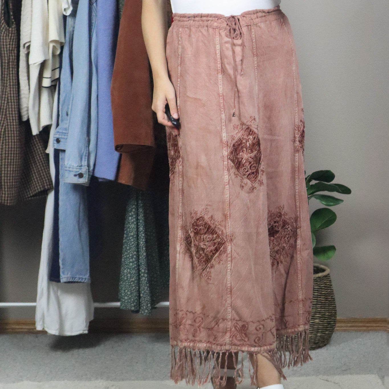 Vintage x Embroidered Fringe Maxi Skirt (M/L)