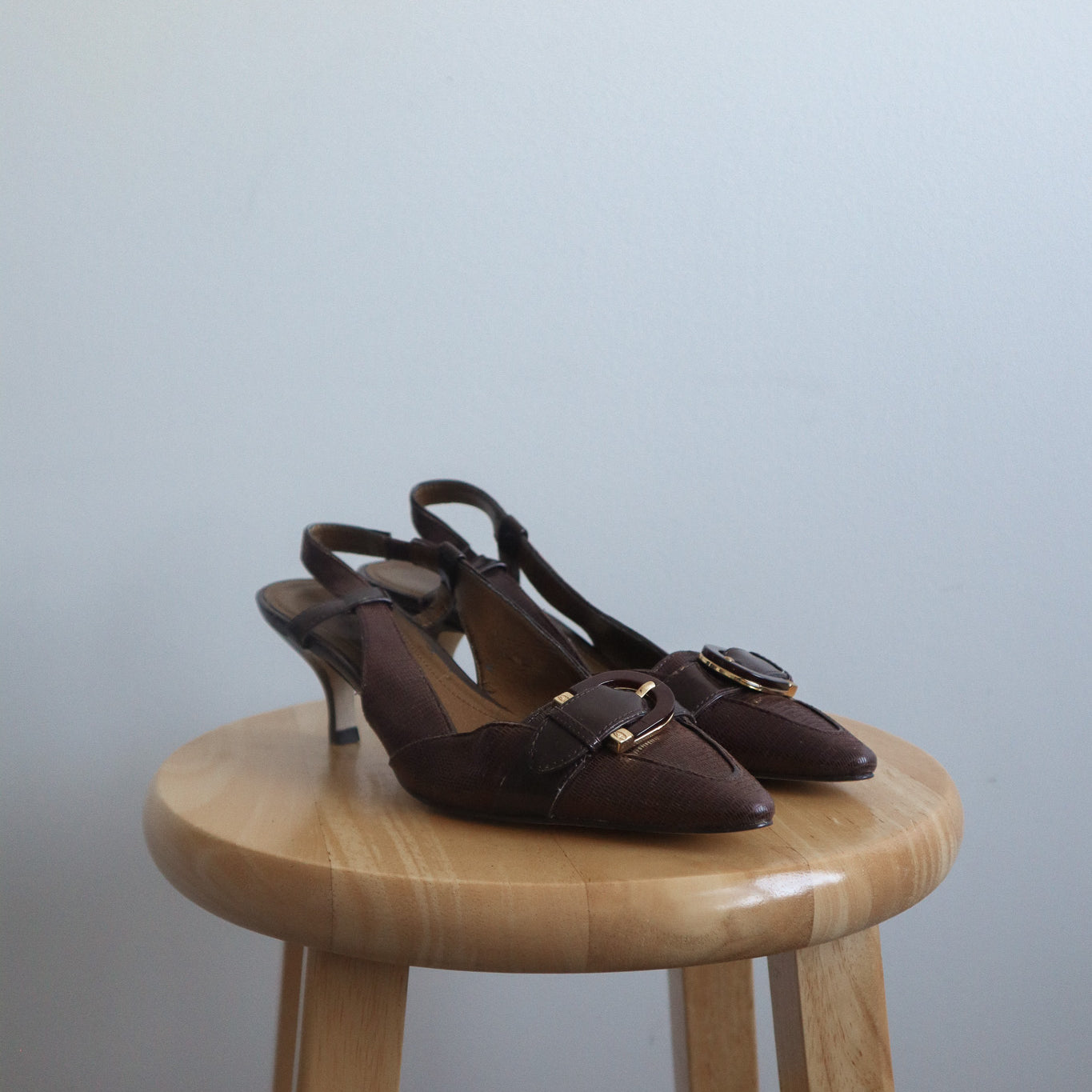 Vintage x Buckle Kitten Heels (5.5/6)