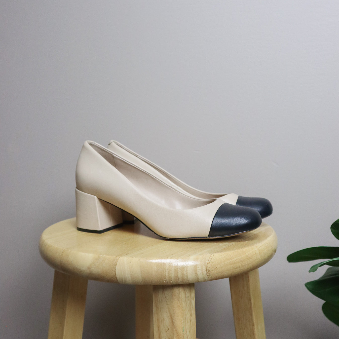 Leather x Heels (6.5)