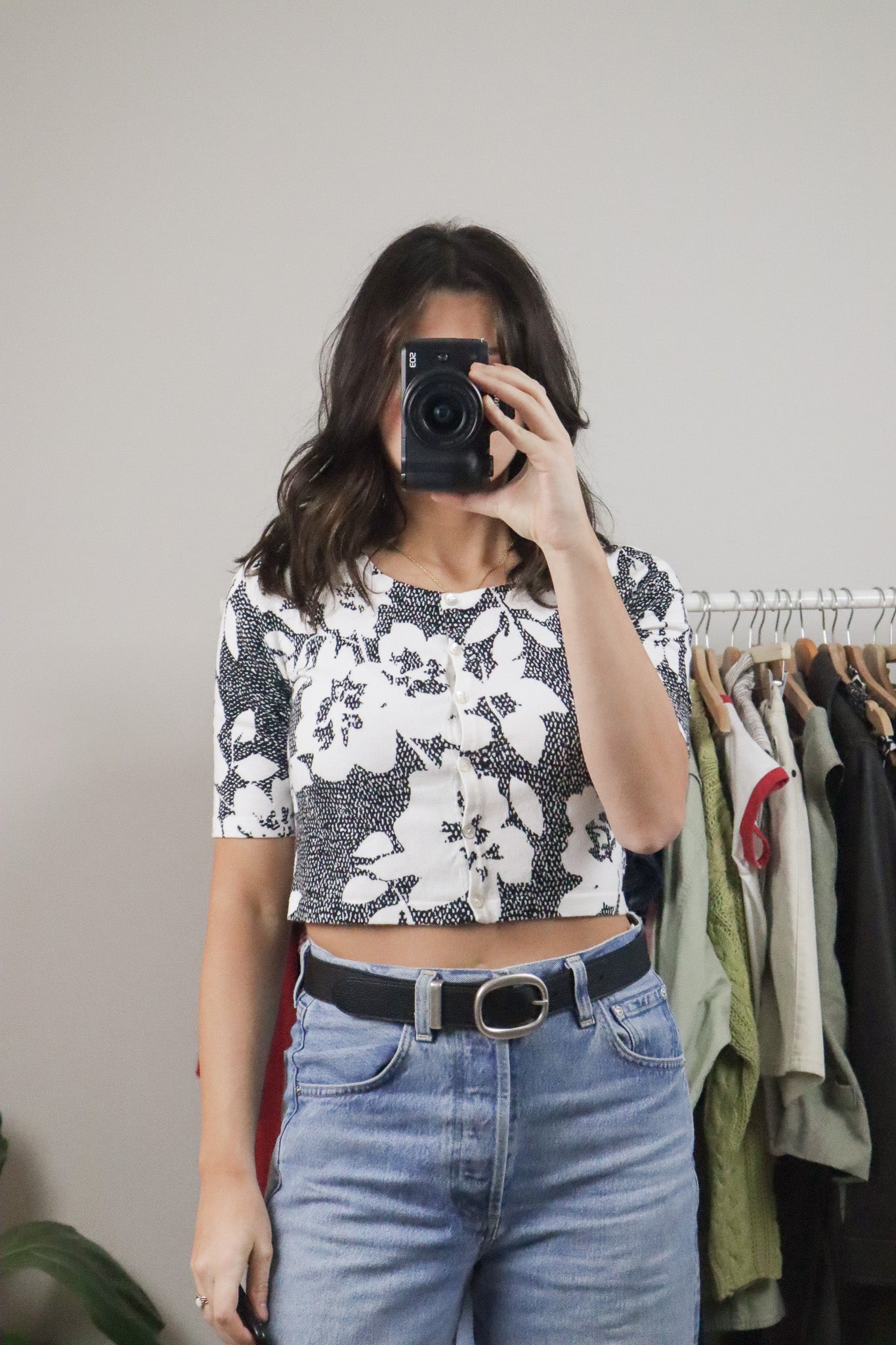 Vintage x Floral Cropped Cardigan (XS-S)