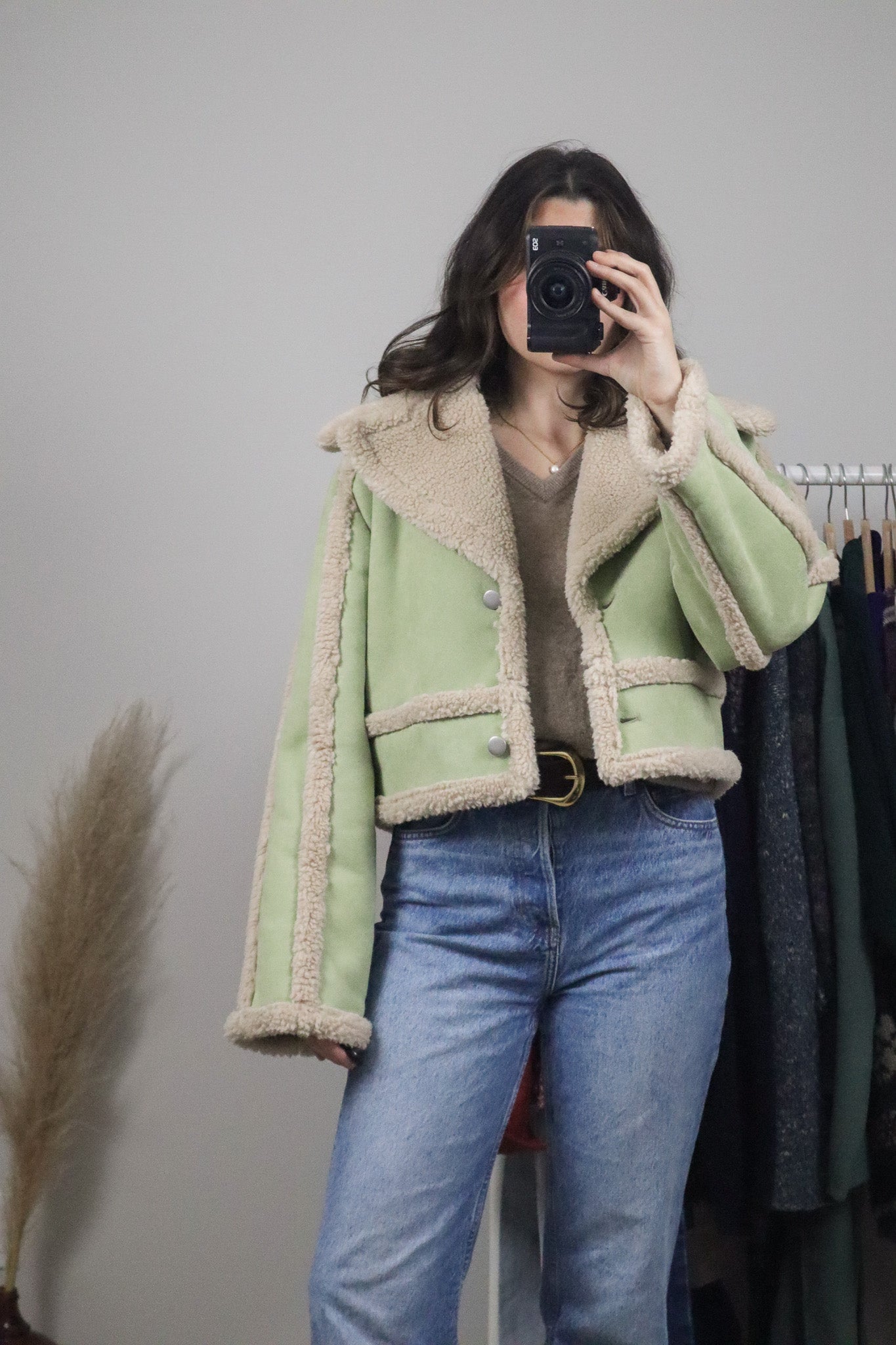 UO x Faux Shearling Cropped Jacket (S)