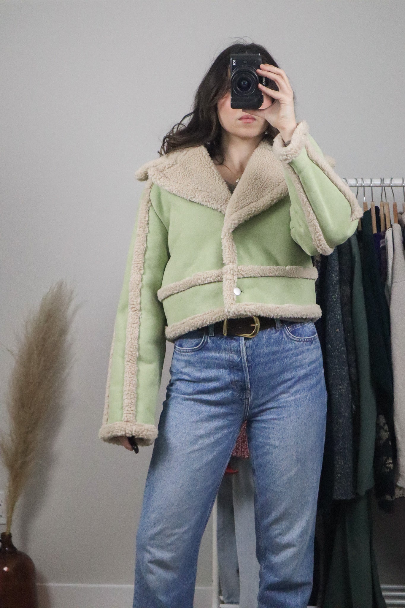 UO x Faux Shearling Cropped Jacket (S)