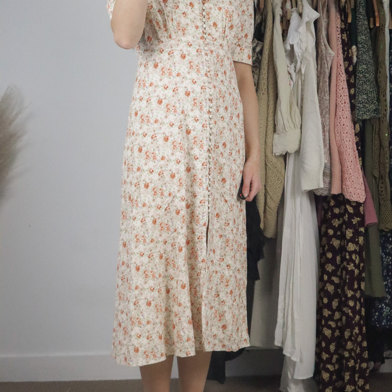 Modern x Floral Maxi Dress (4/6)