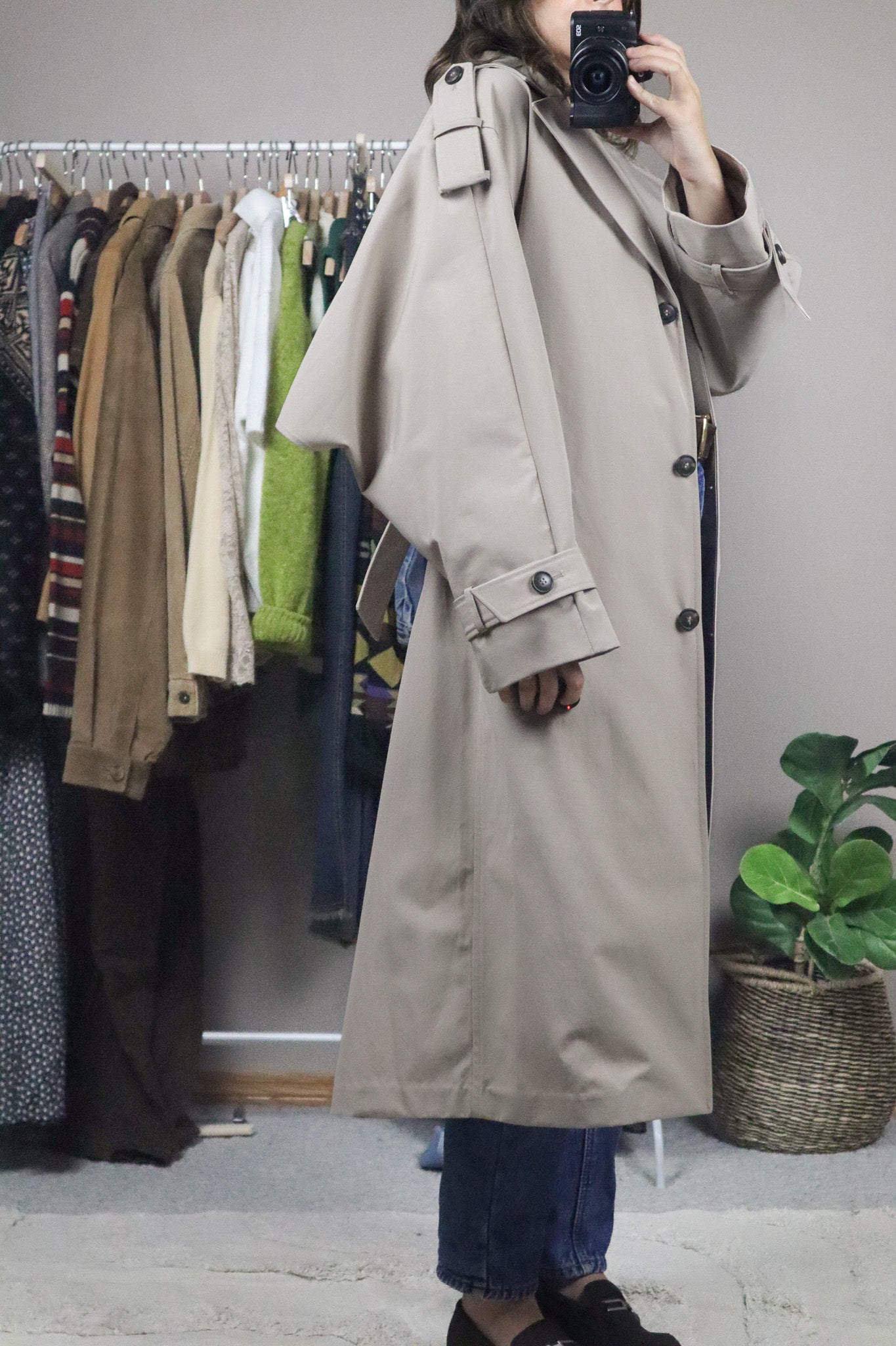 Modern x Trench Coat (M)