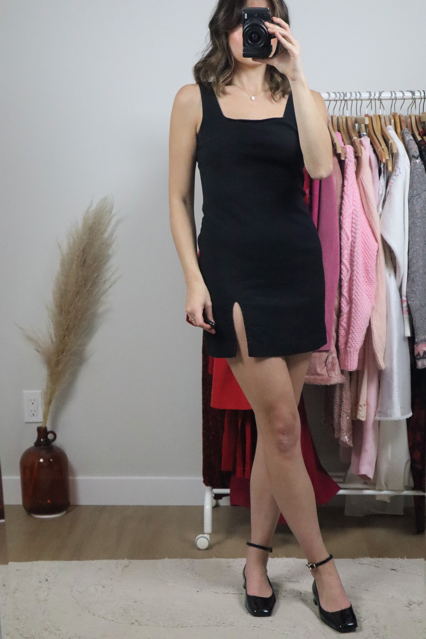 Modern x Black Mini Dress (6)