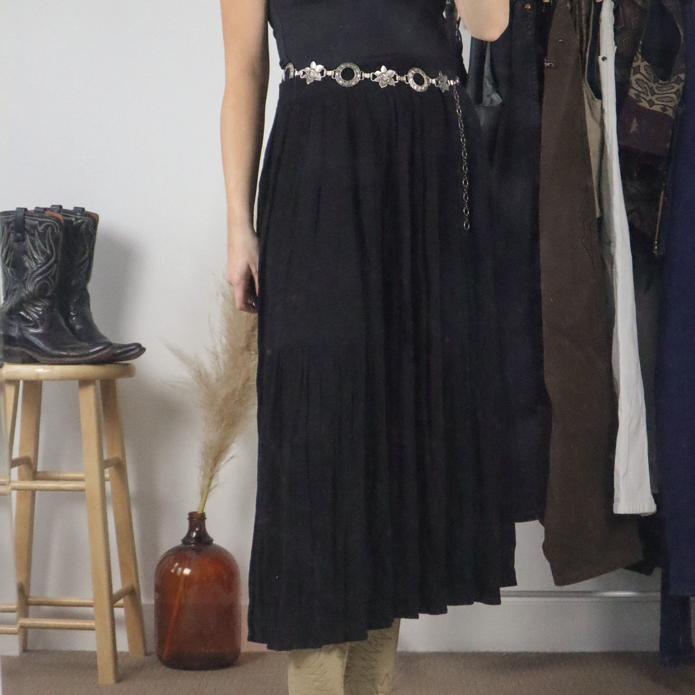 Made in Canada x Vintage x Crinkle Maxi Skirt (L)
