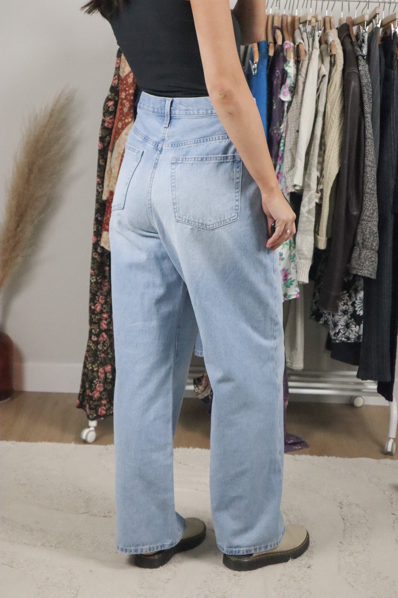 Modern x Wide-Leg Jeans (32)