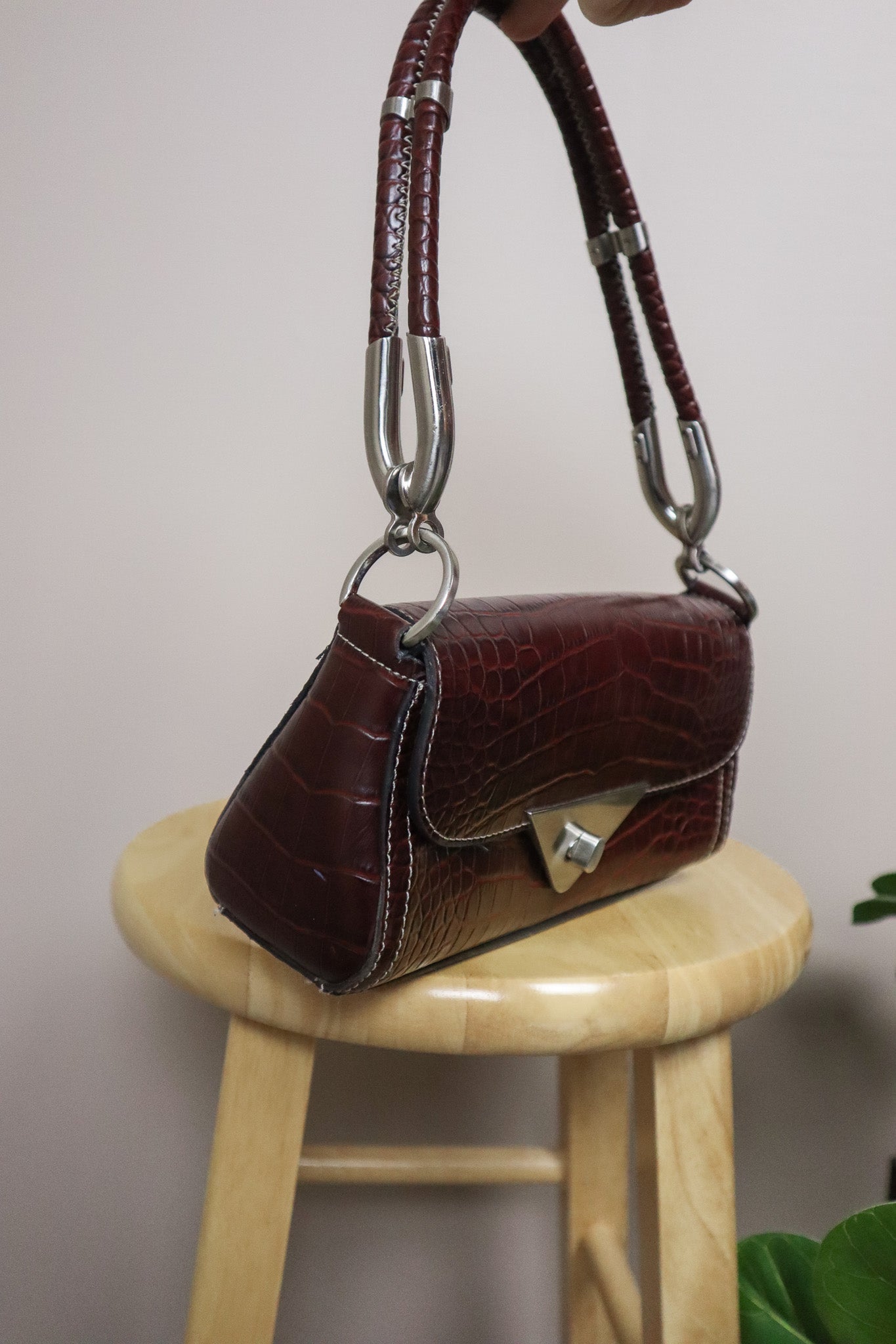 Vintage x Faux Leather Croc Shoulder Purse