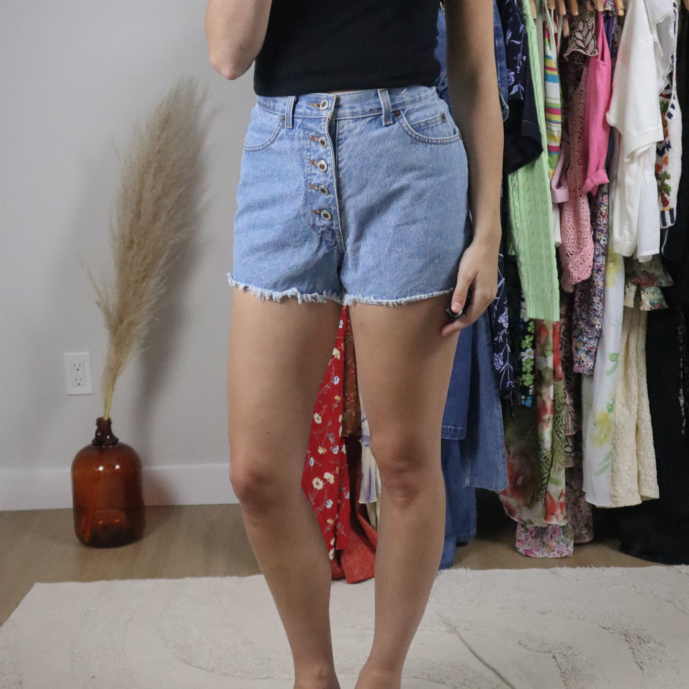 Made in Canada x Vintage x Denim Cut Off Shorts (2/4)