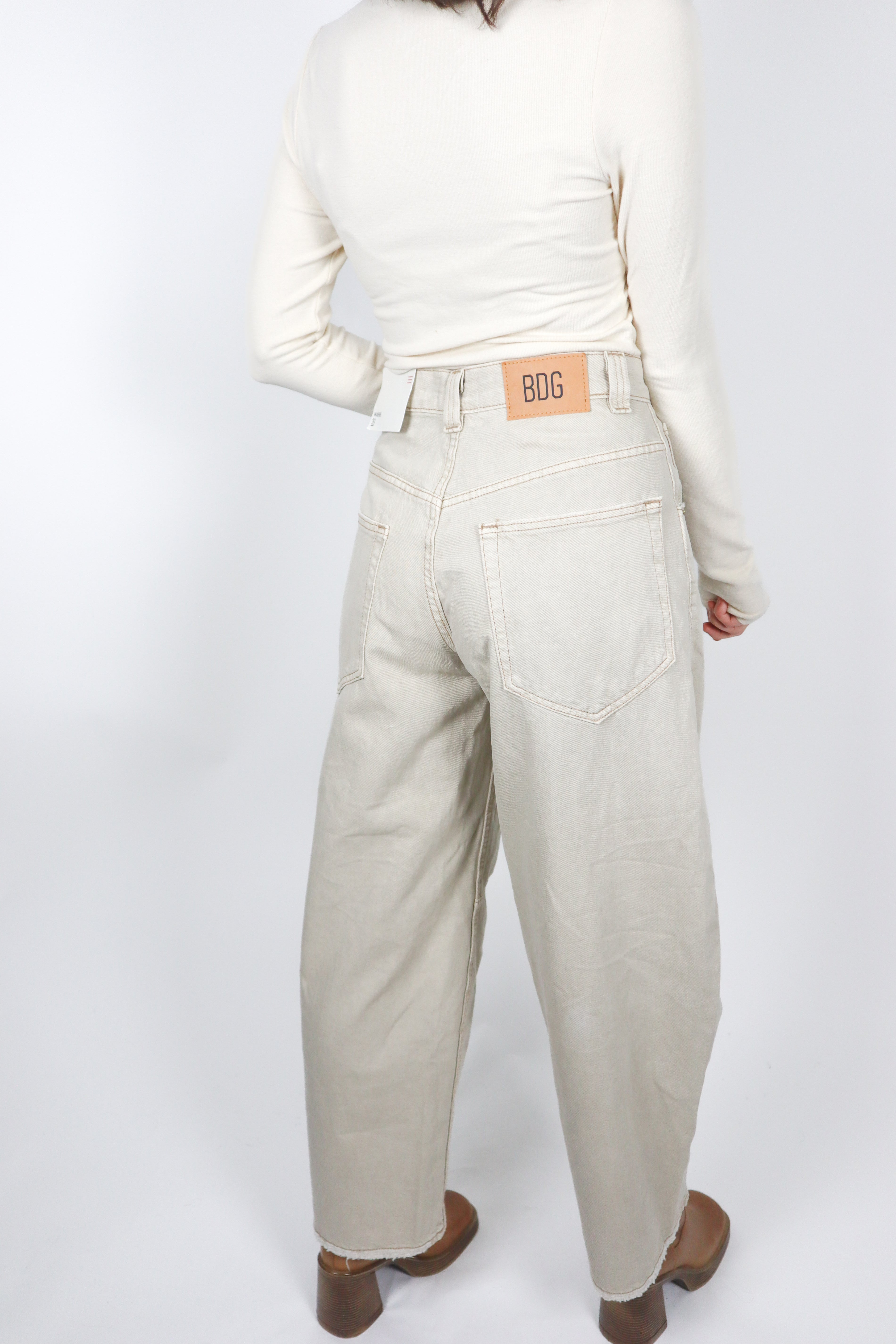 Modern x UO Jeans (6)