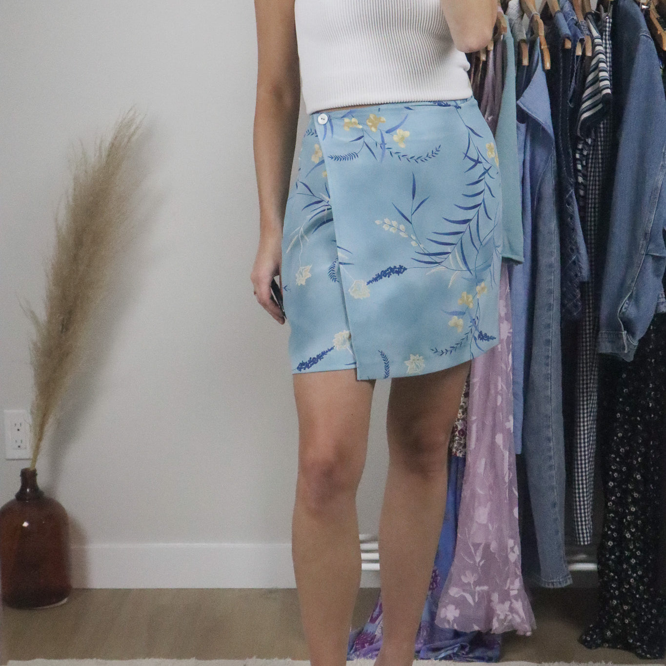 Made in Canada x Vintage x Floral Mini Skirt (8)