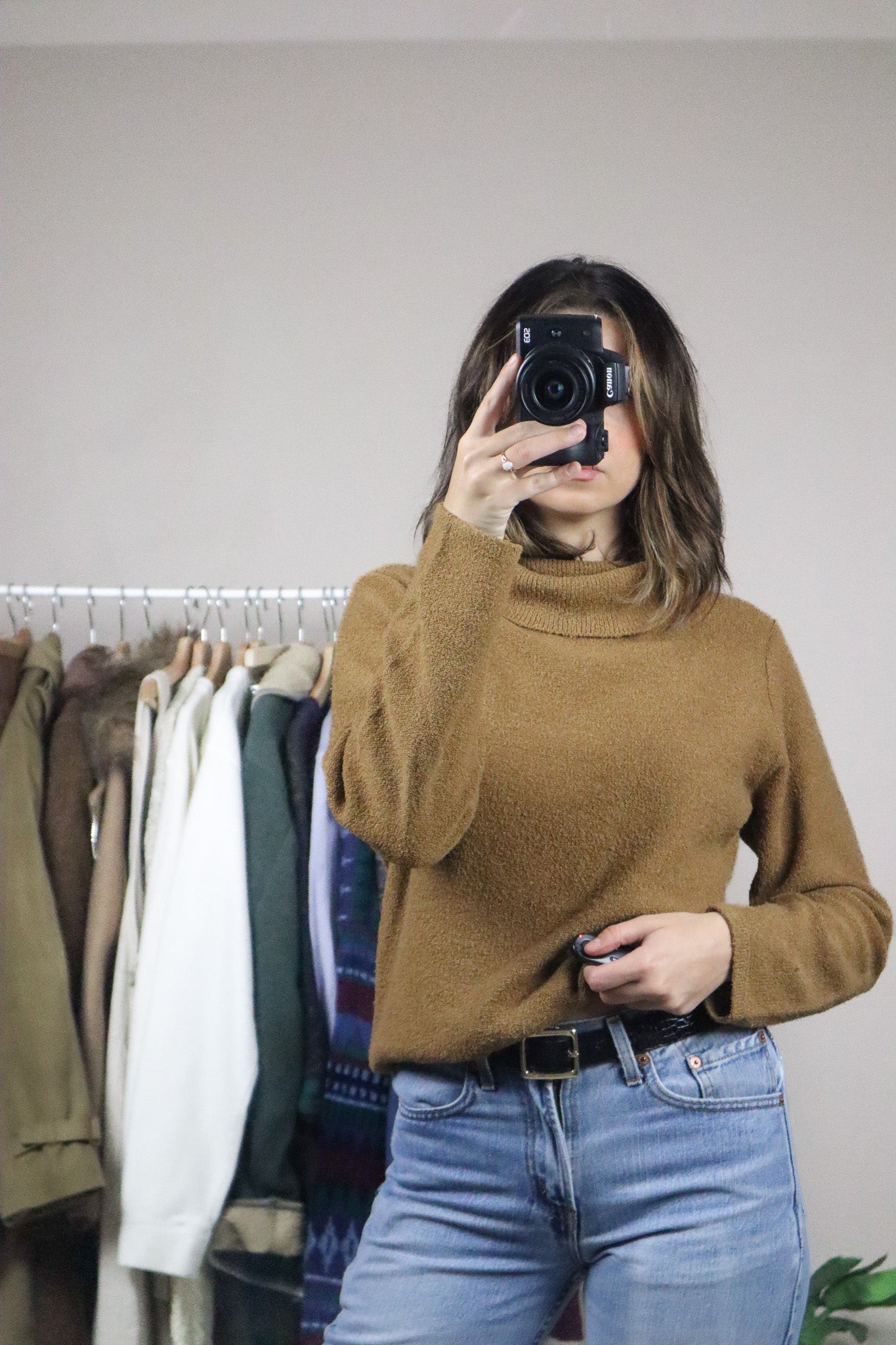 Vintage x Cowl-Neck Sweater (S/M)
