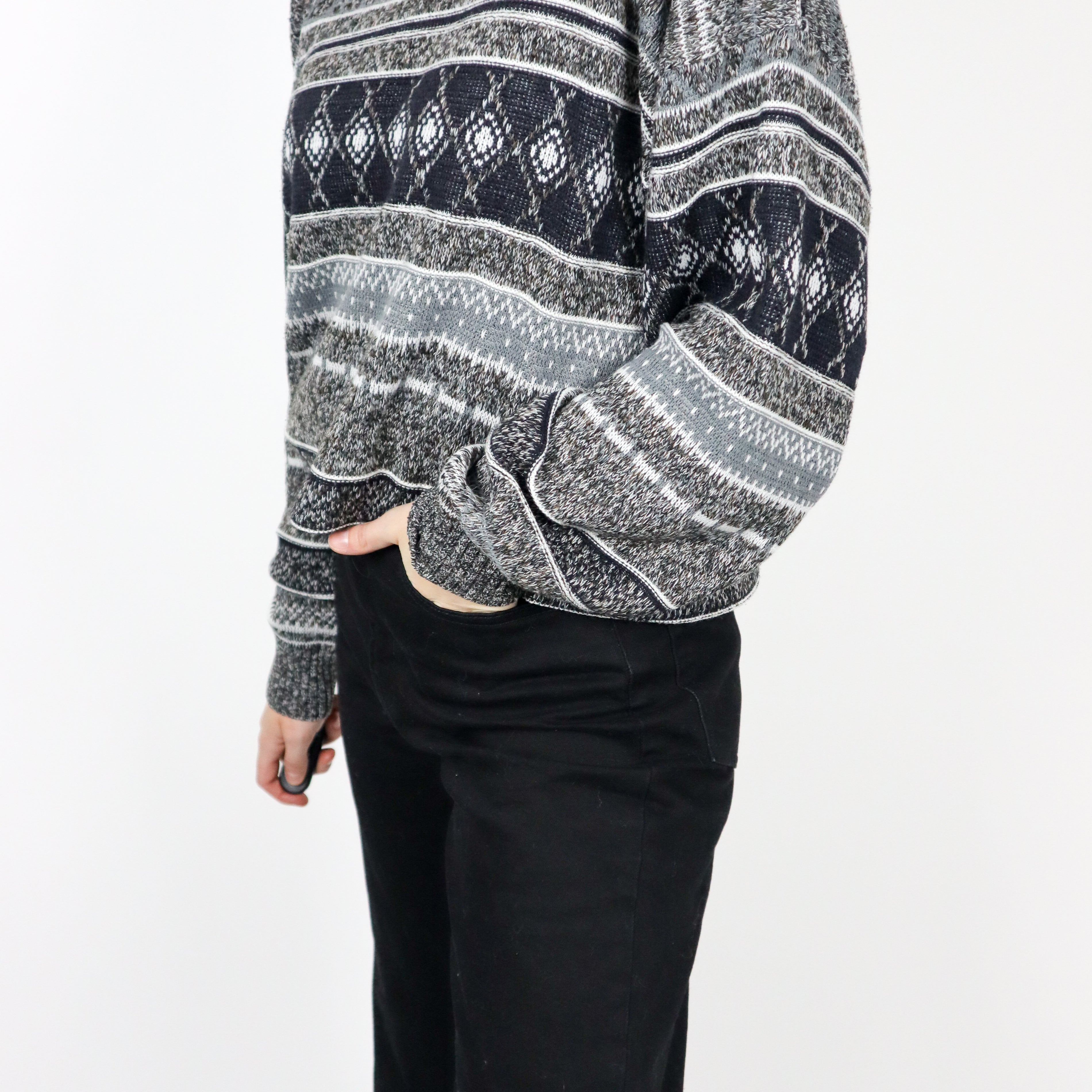 Vintage x Made in Canada x Patterned Knit (S/M)