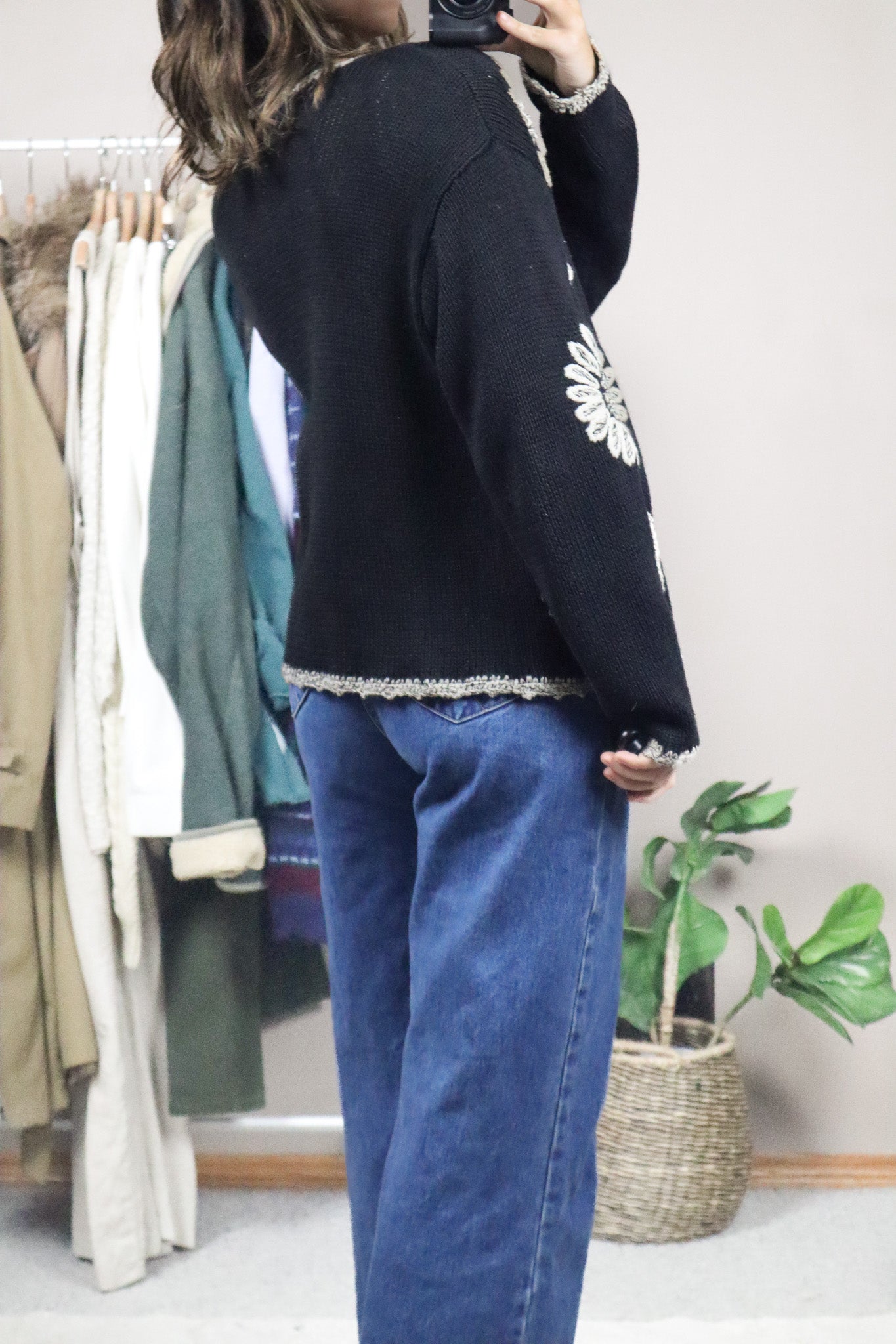 Vintage x Embroidered Cardigan (M)