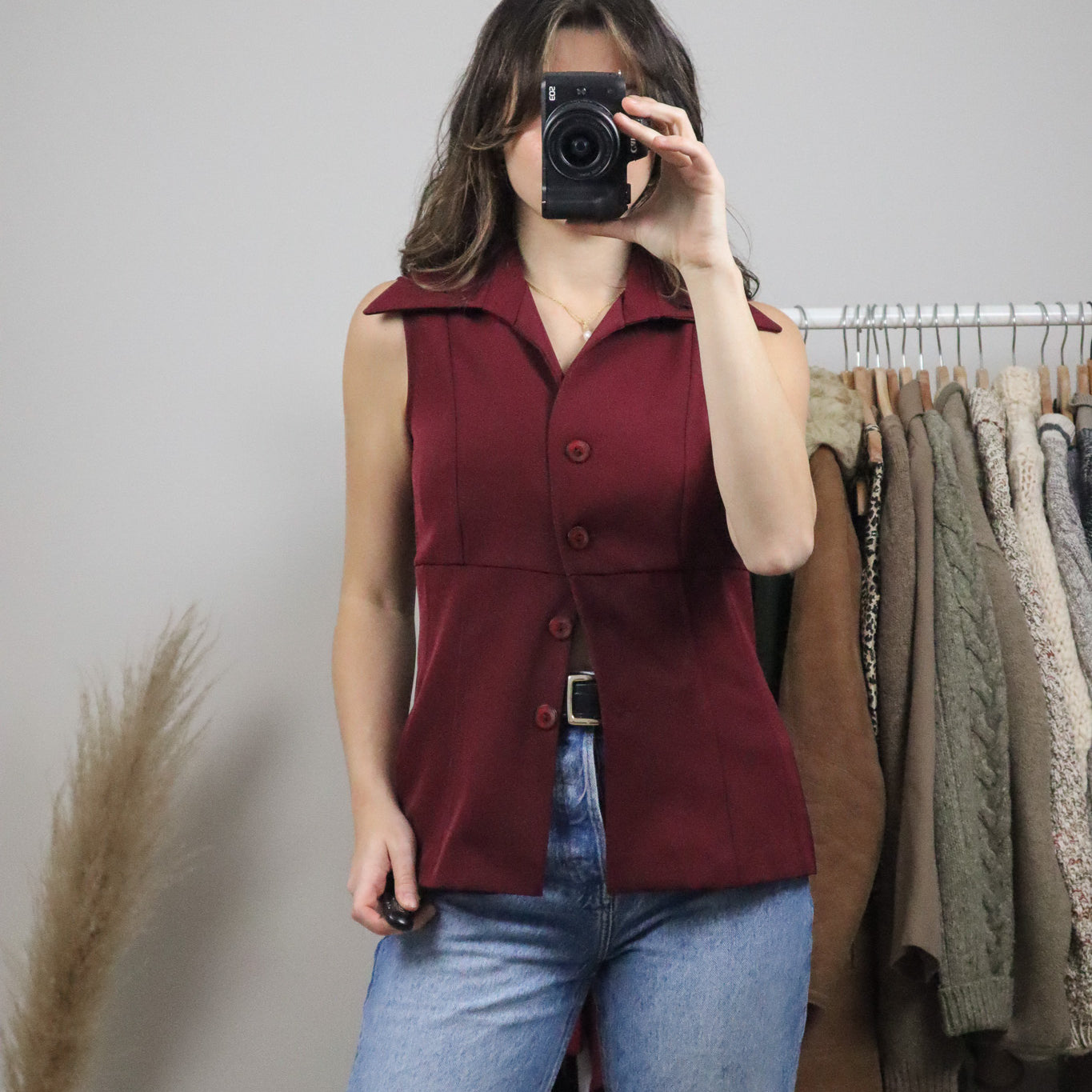 Made in Canada x Vintage x Collared Top/Vest (4/6)