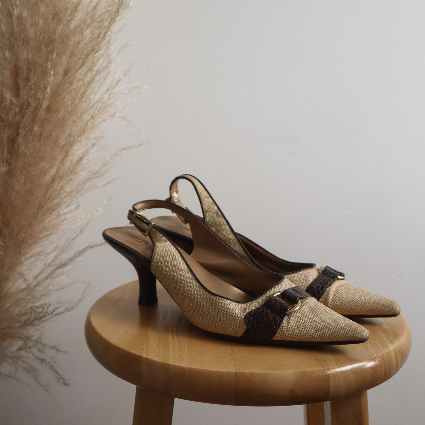 Vintage x Sling Backs (7)