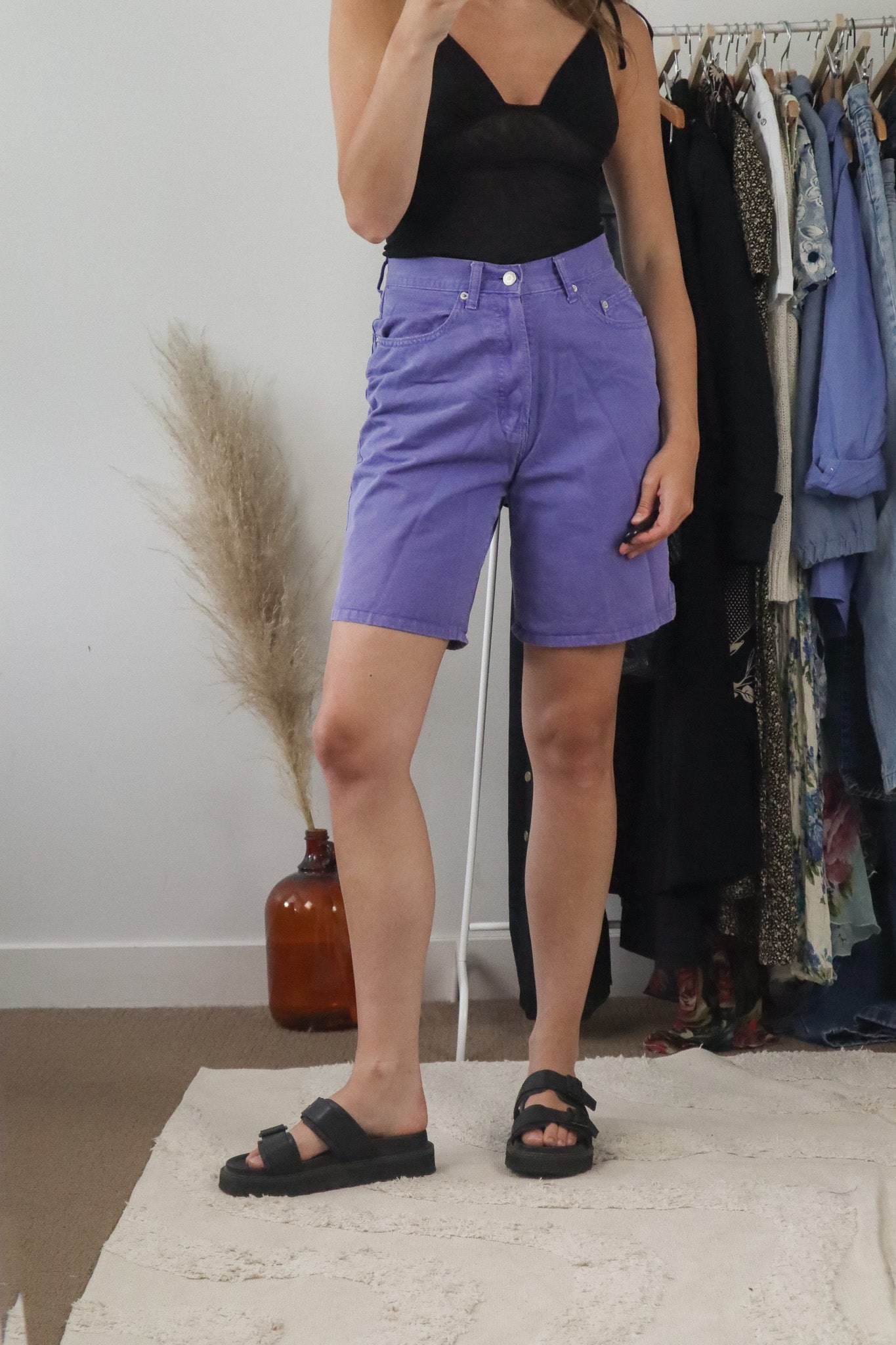 Vintage x Mom Shorts (2/4)