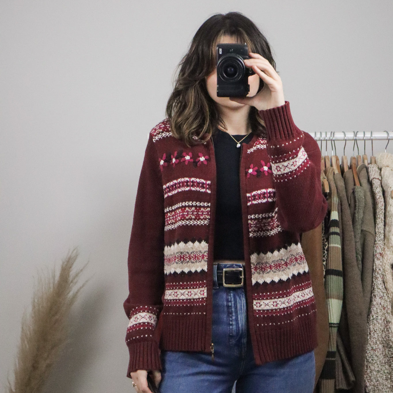 Vintage x Embroidered Zip Up Sweater (S)