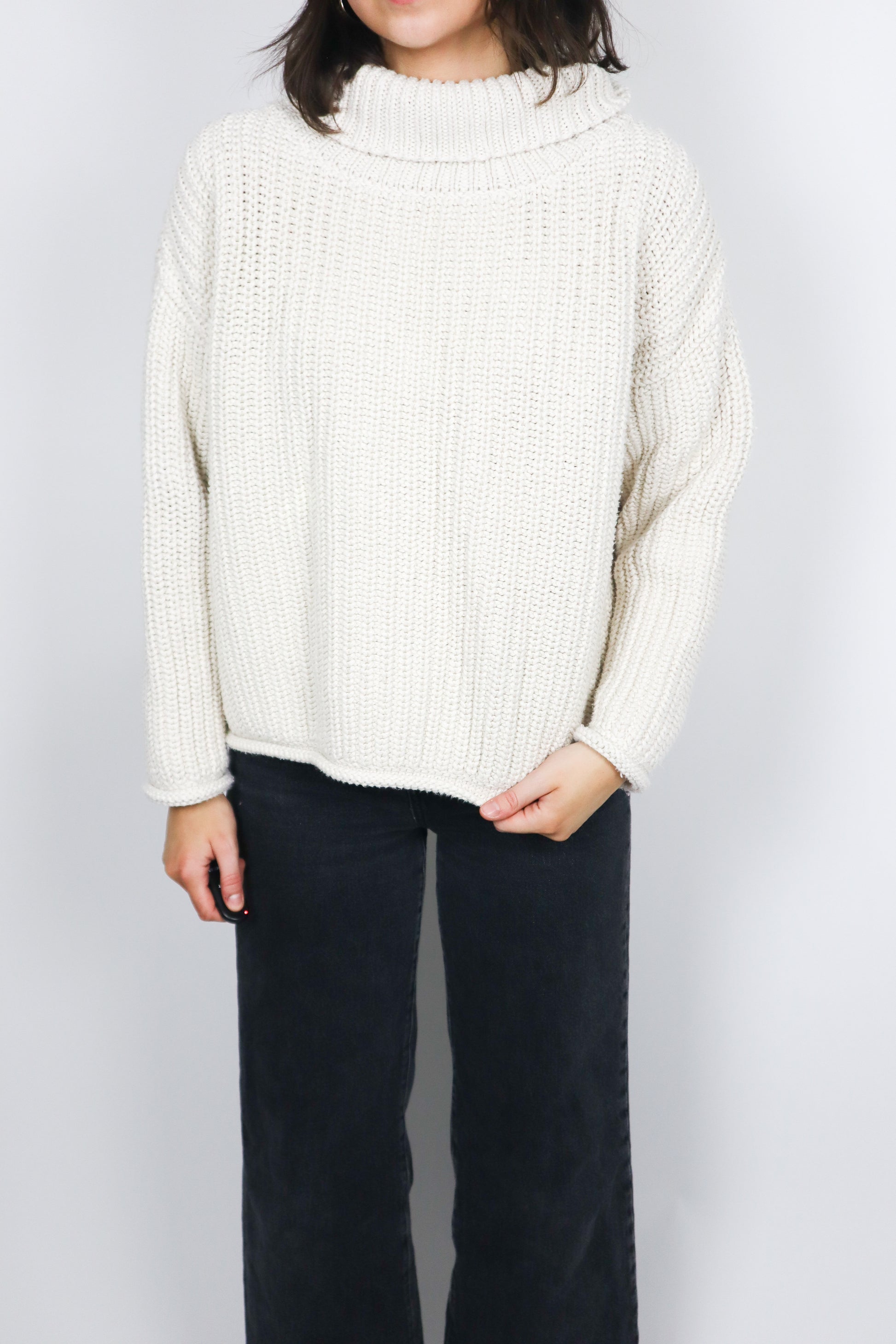 Modern x Chunky Knit Sweater (M/L)