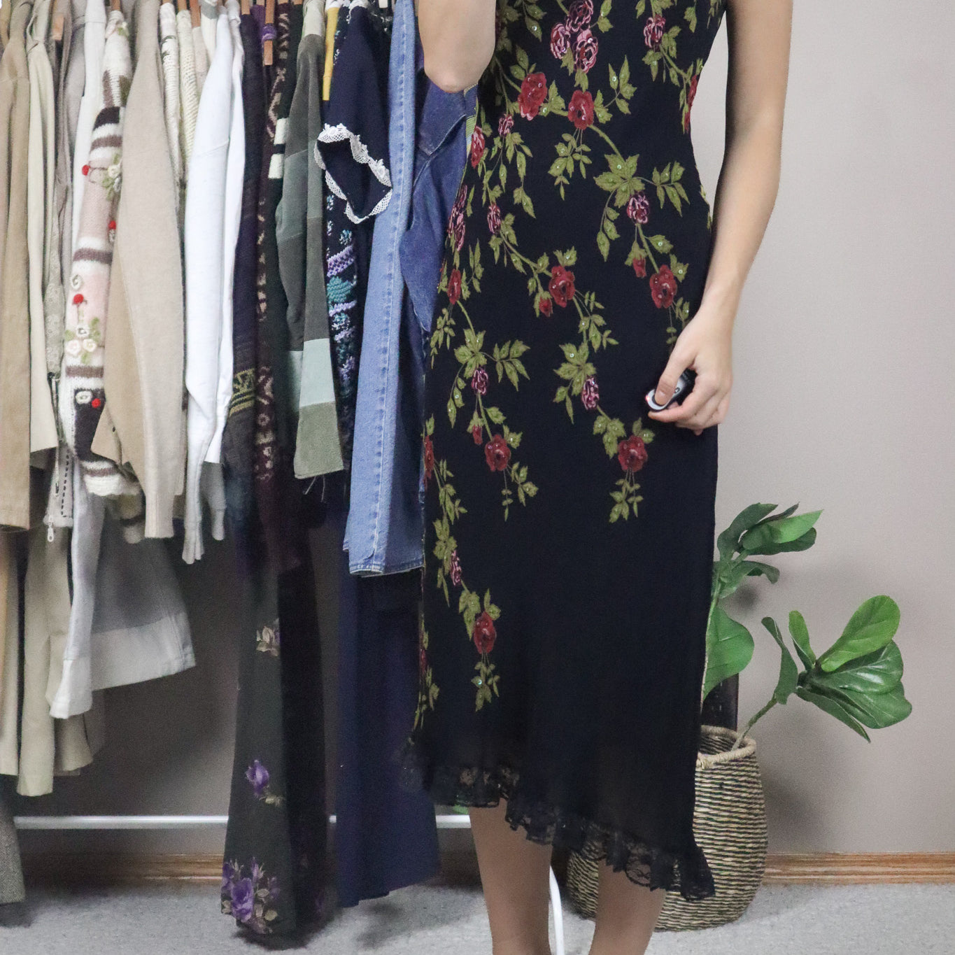 Vintage x Floral Beaded & Lace Maxi Dress (8/10)