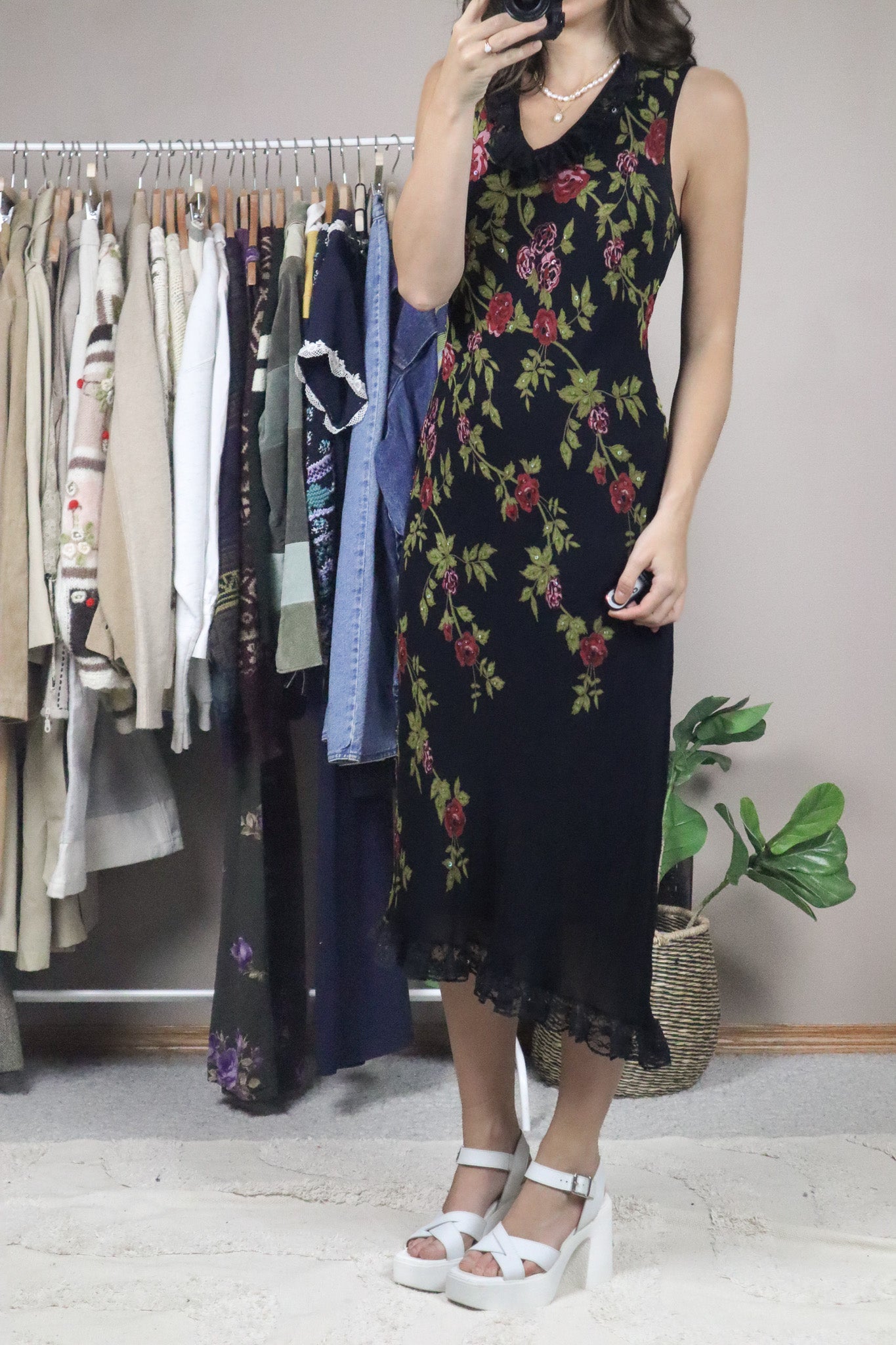 Vintage x Floral Beaded & Lace Maxi Dress (8/10)