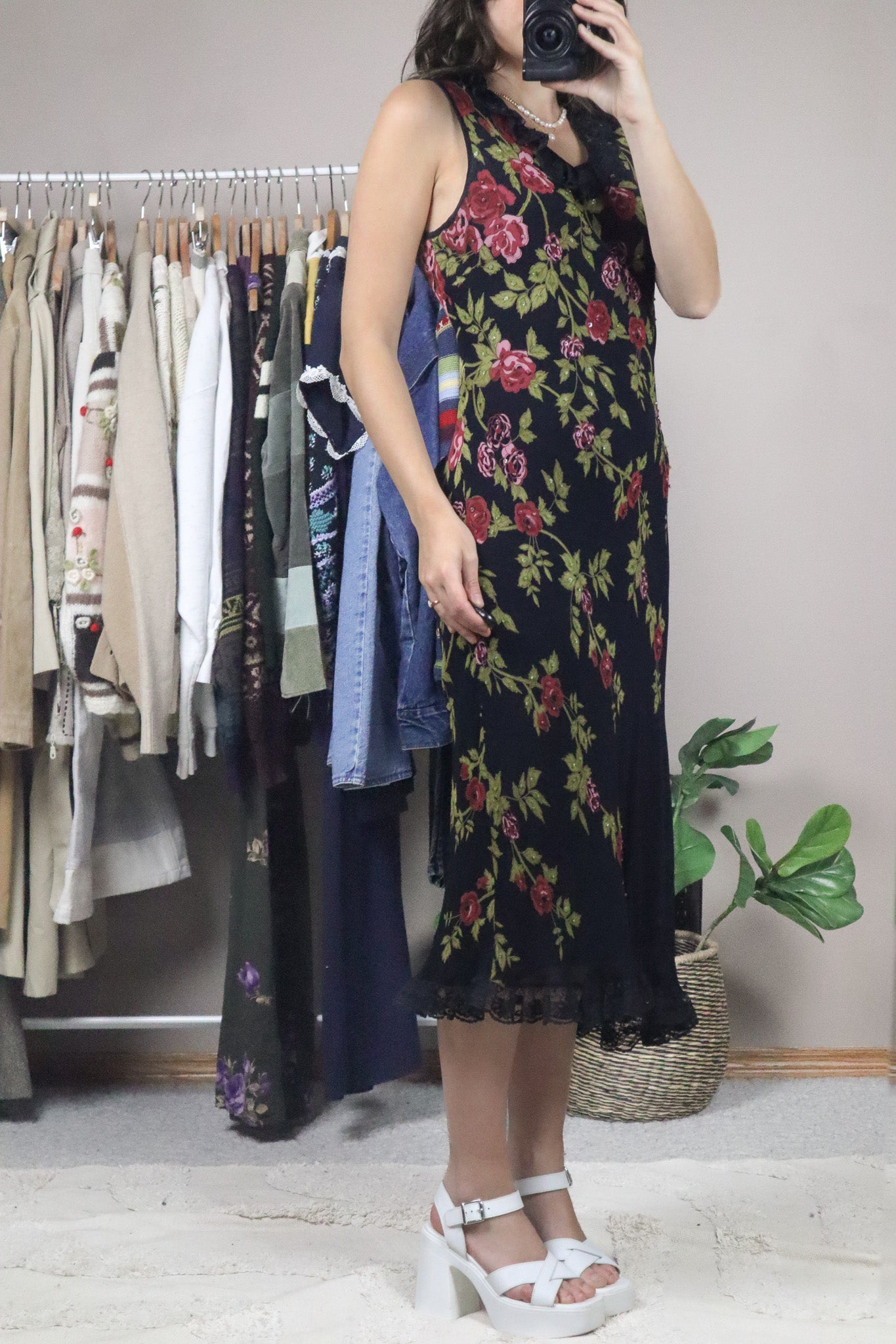 Vintage x Floral Beaded & Lace Maxi Dress (8/10)