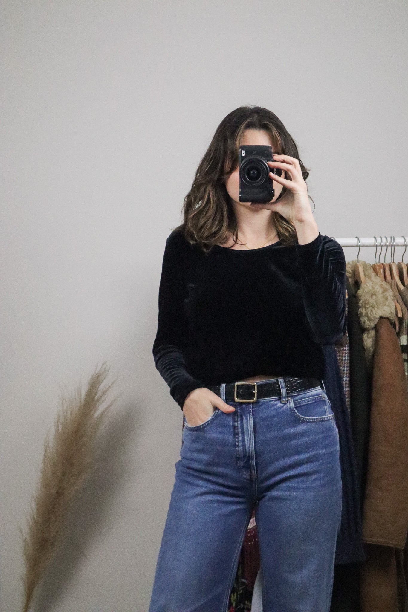 Vintage x Velvet Long-Sleeve (M)