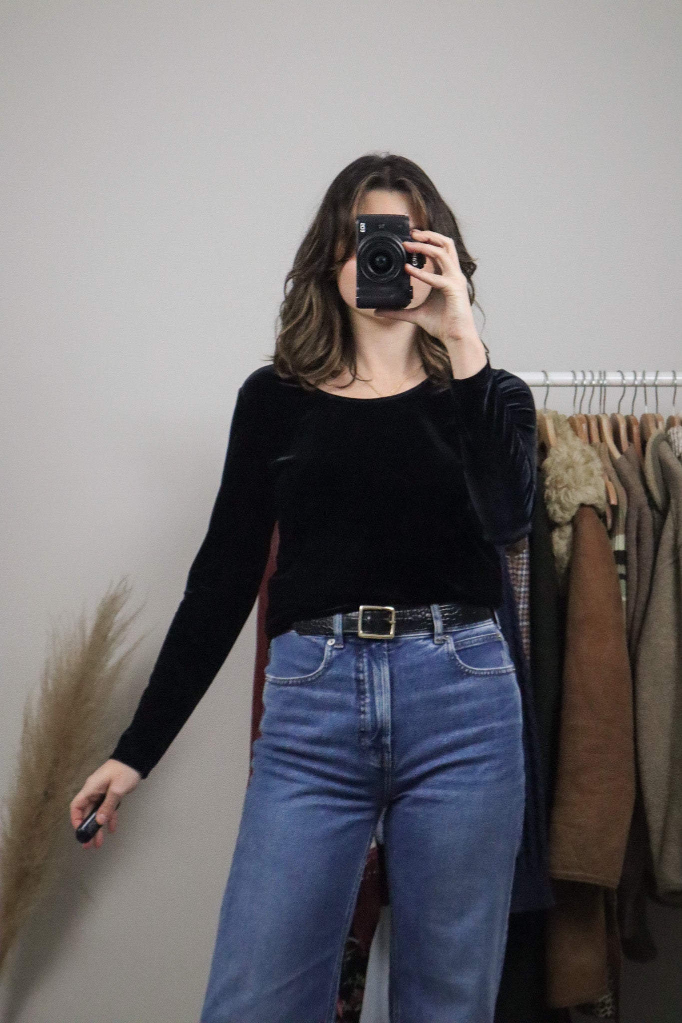 Vintage x Velvet Long-Sleeve (M)