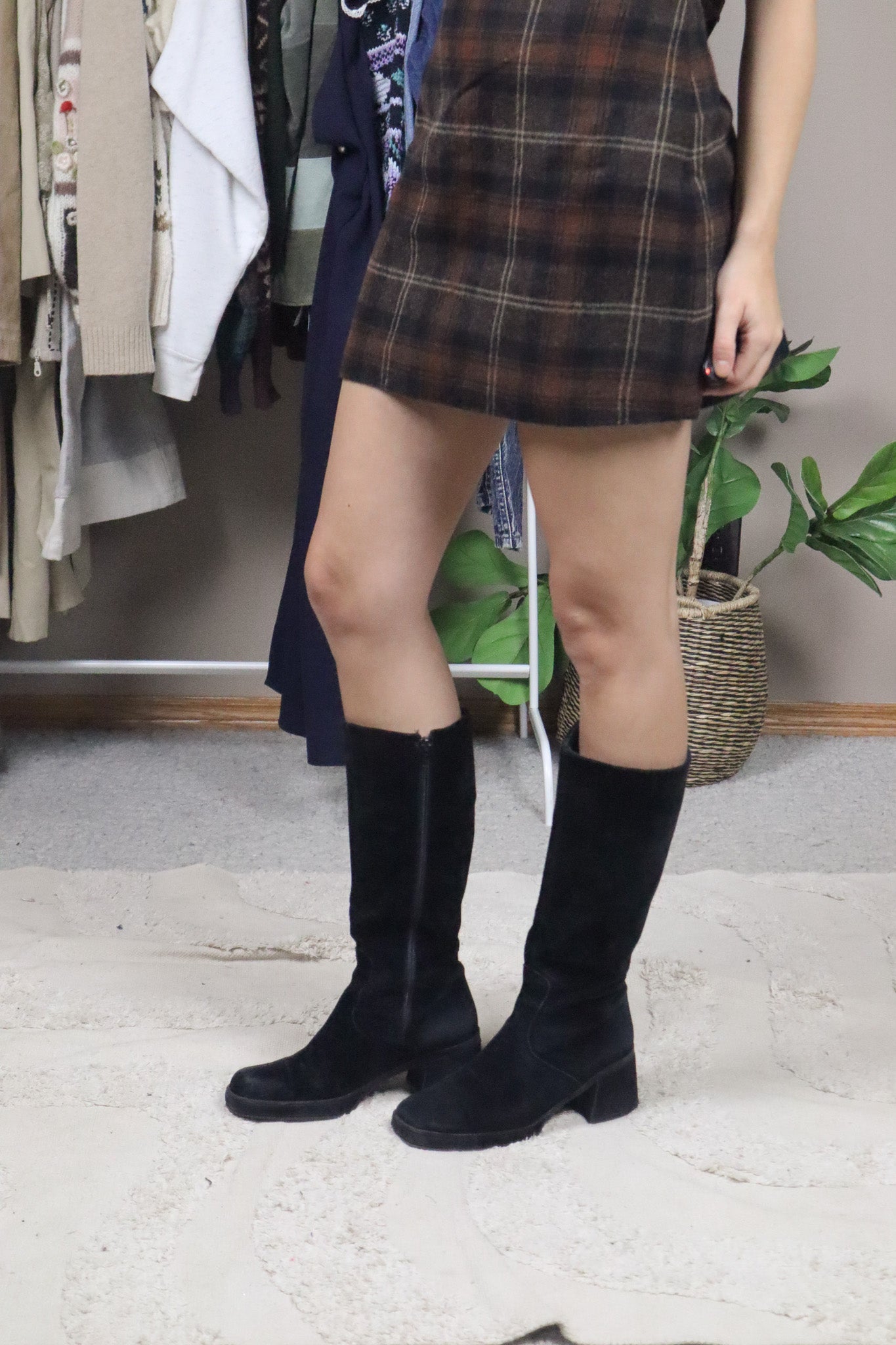Made in Canada x Vintage x Suede Boots (8.5/9)