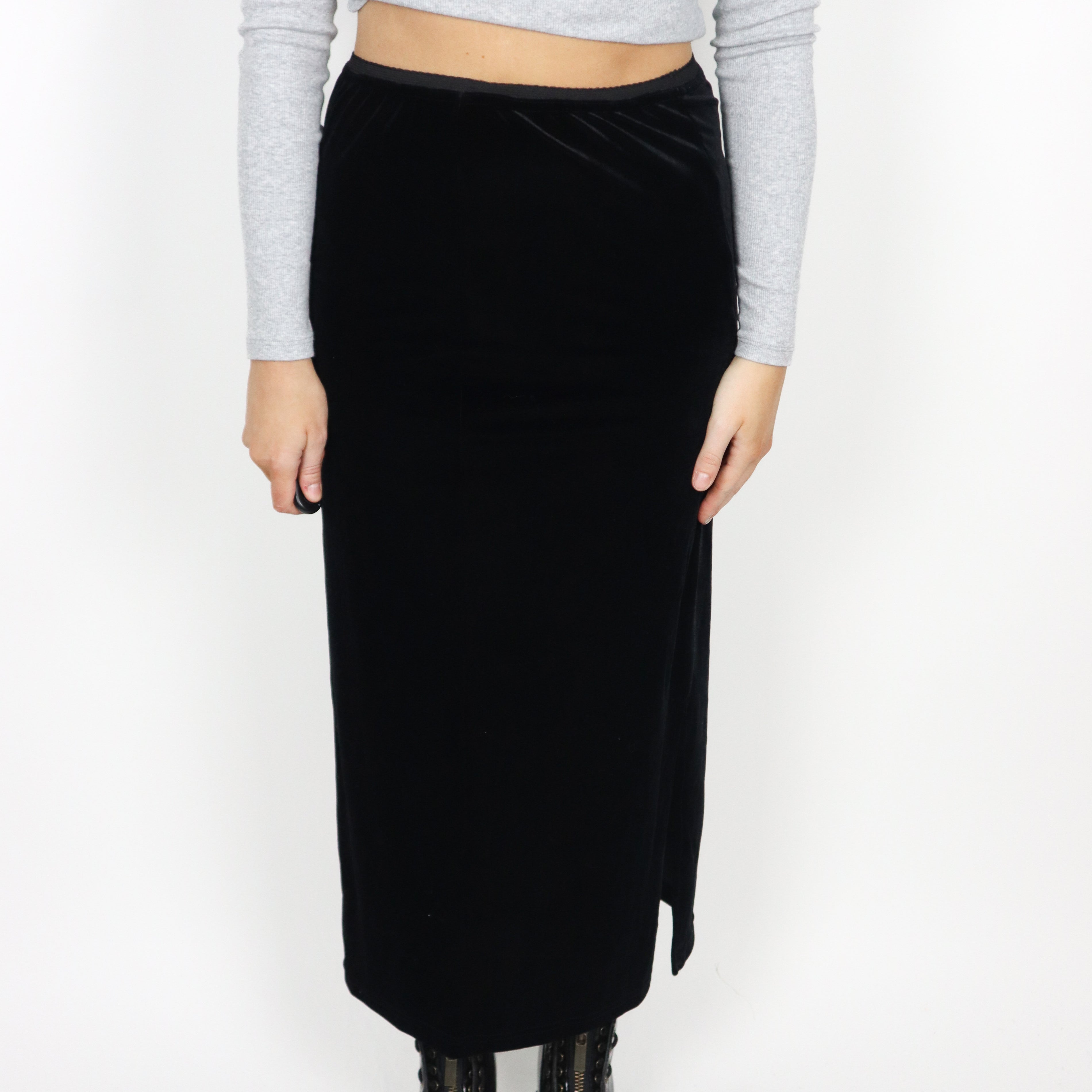 Made in Canada x Vintage x Velvet Skirt (S)