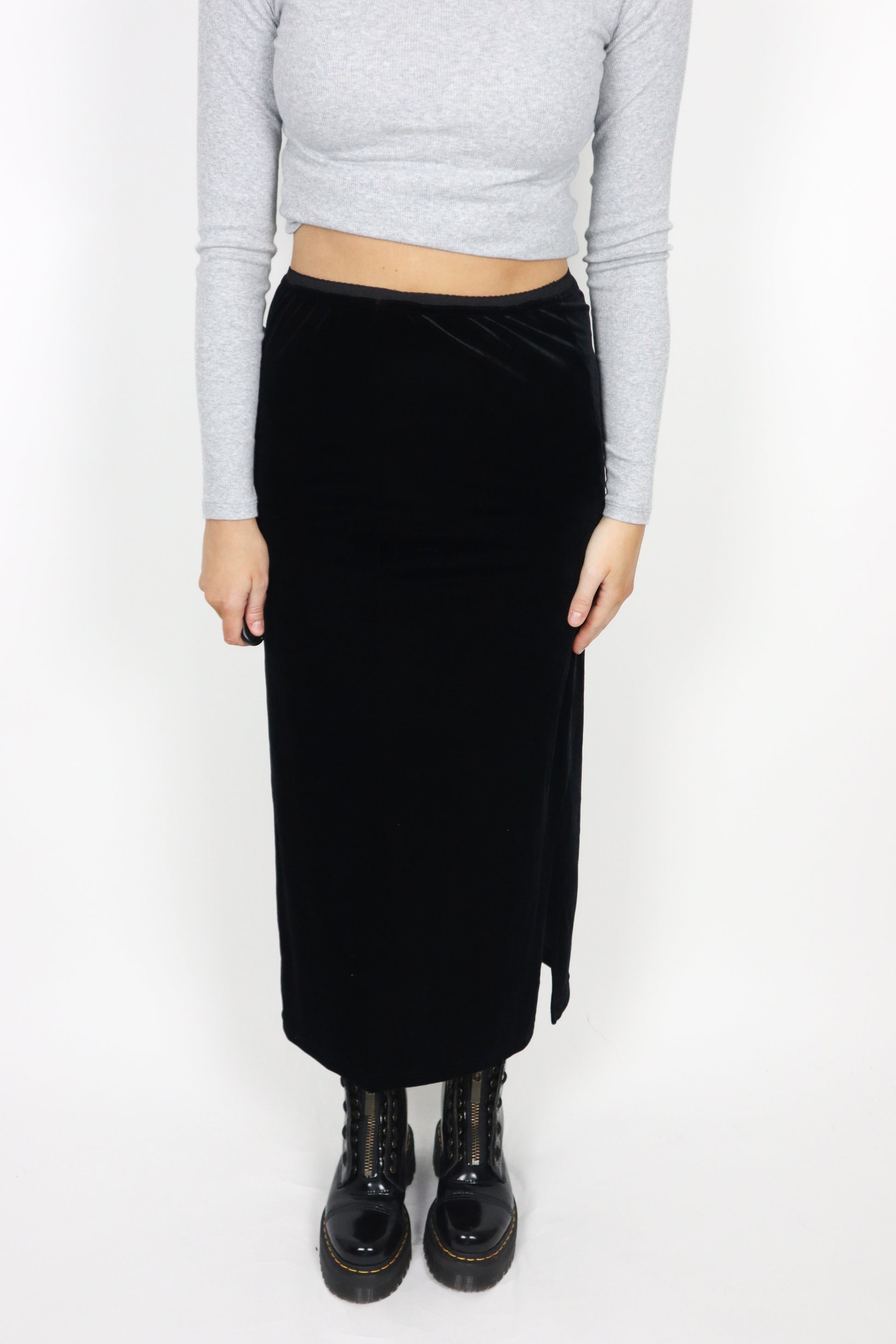 Made in Canada x Vintage x Velvet Skirt (S)