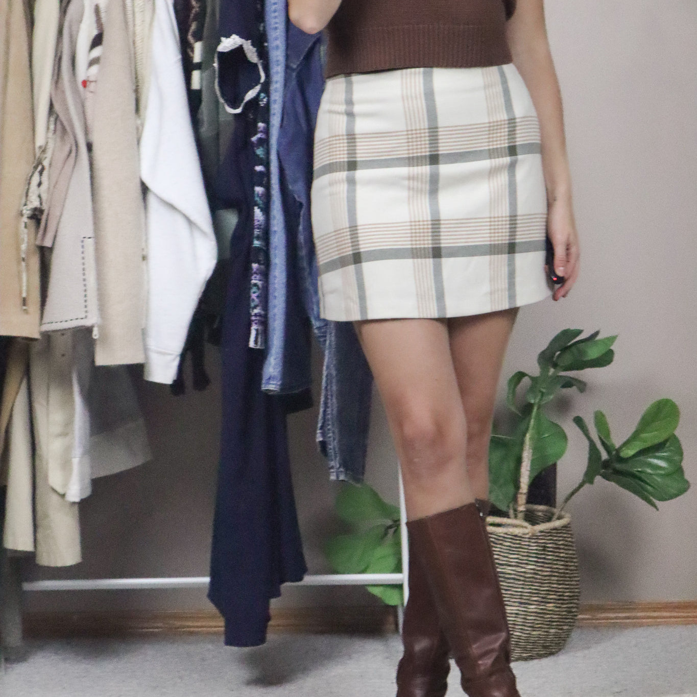 Wilfred x Plaid Mini Skirt (4)