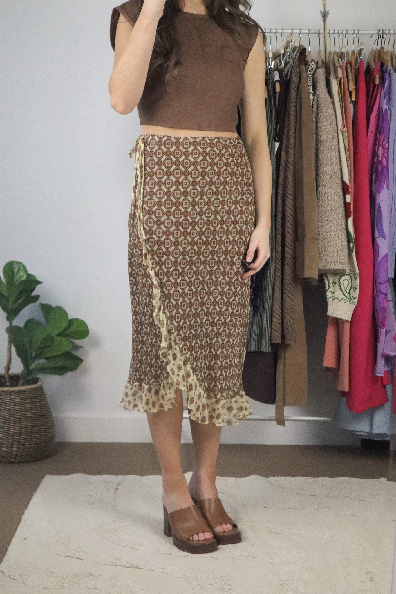 Made in USA x Vintage x Pattered Midi Skirt (M)