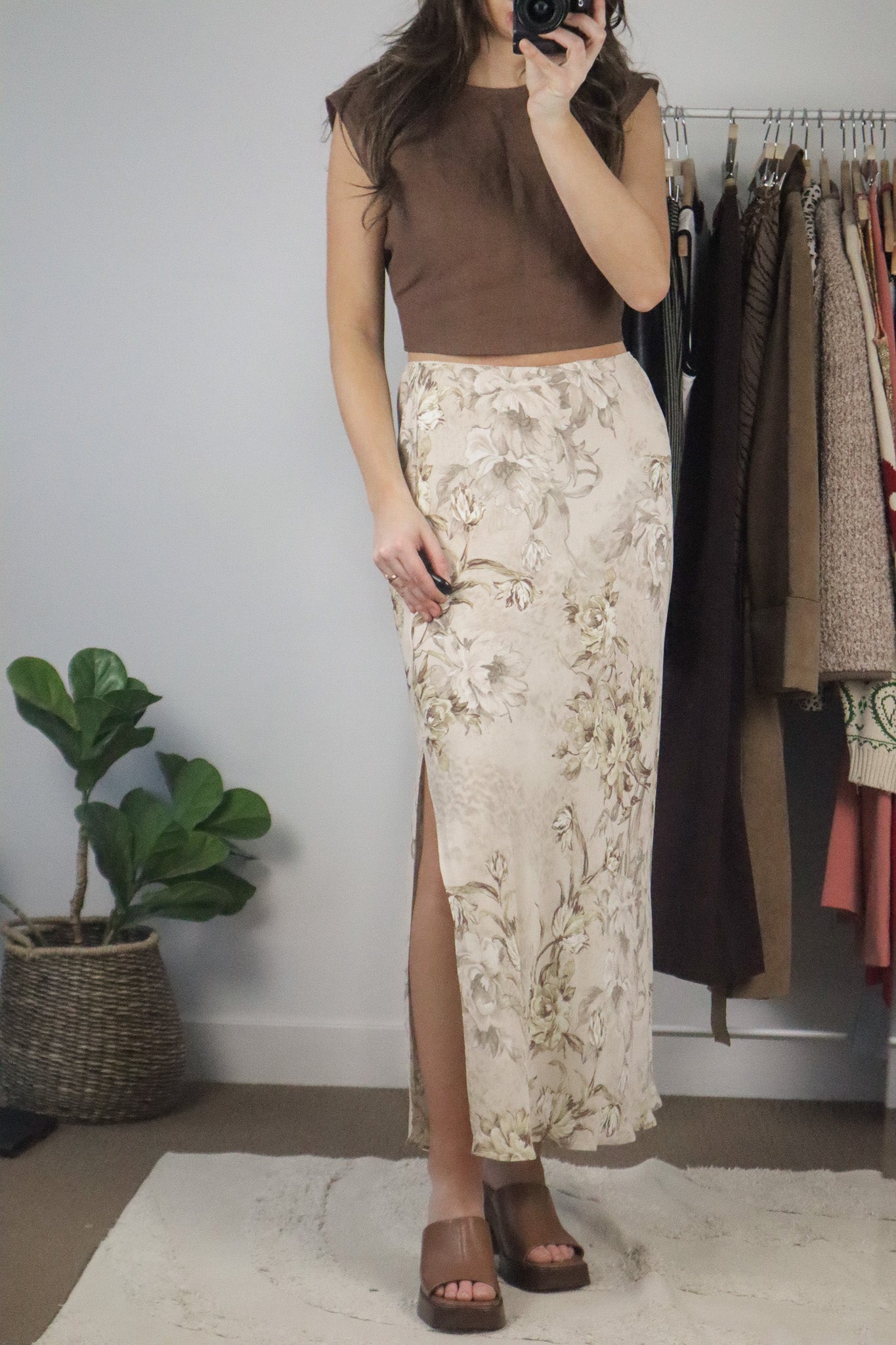 Vintage x Floral Maxi Skirt (M)