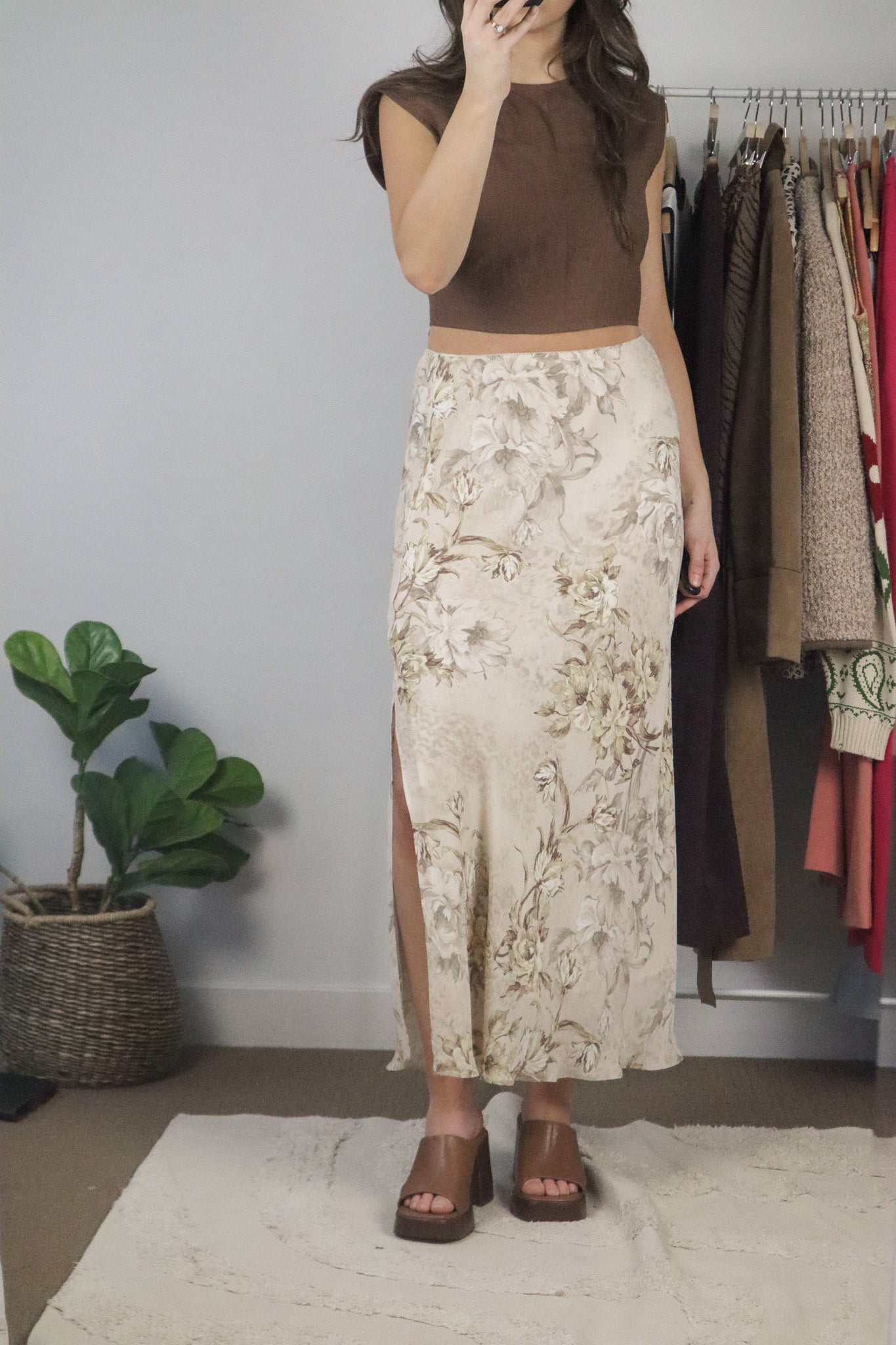 Vintage x Floral Maxi Skirt (M)