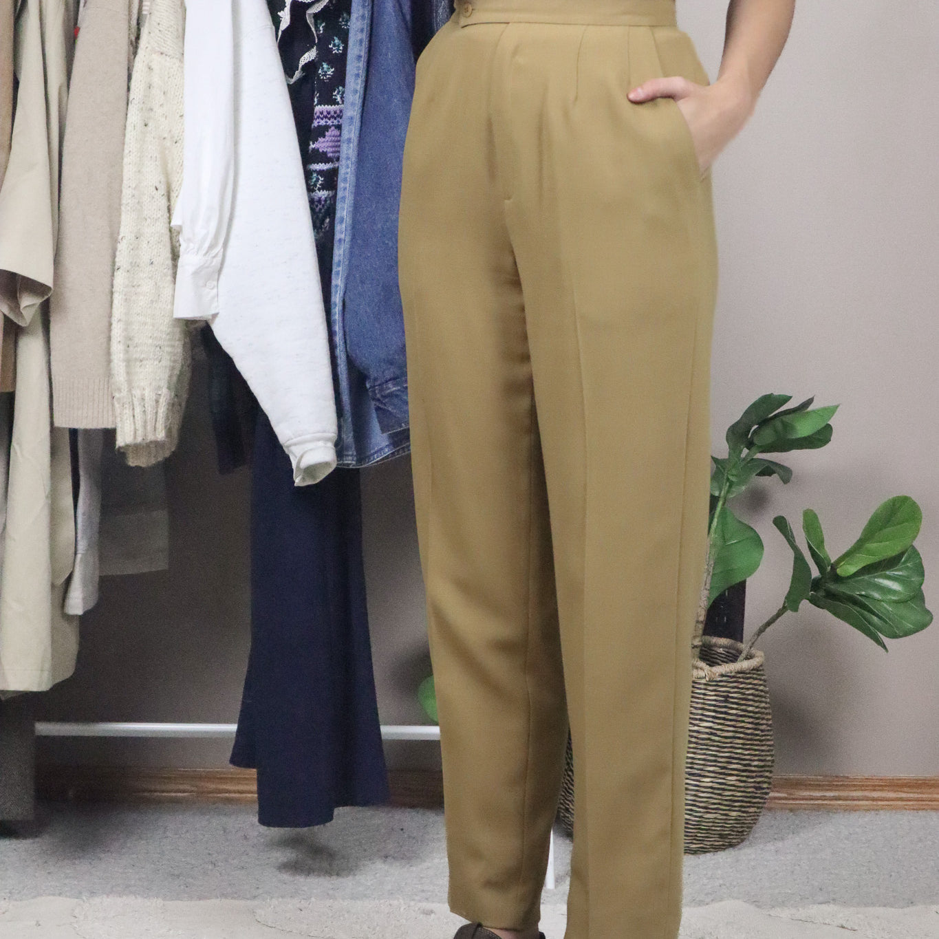 Made in Canada x Vintage x Wool Trousers (2)