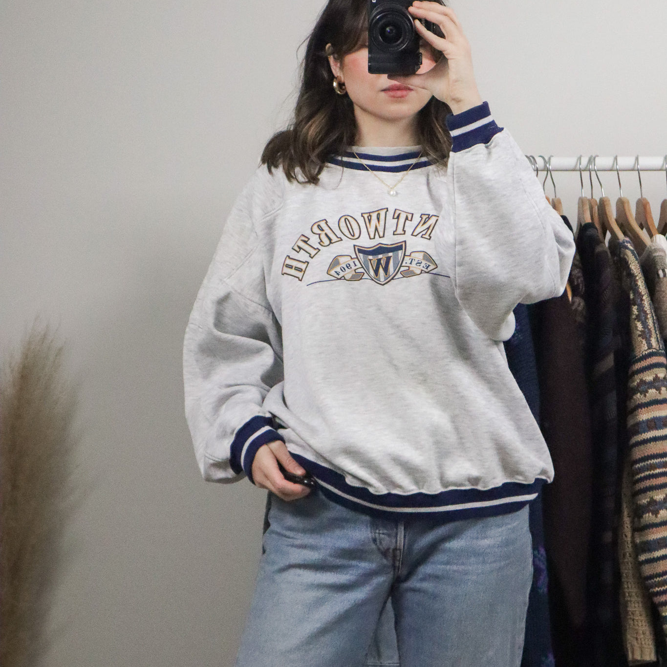 Vintage x Sweatshirt (S-L)