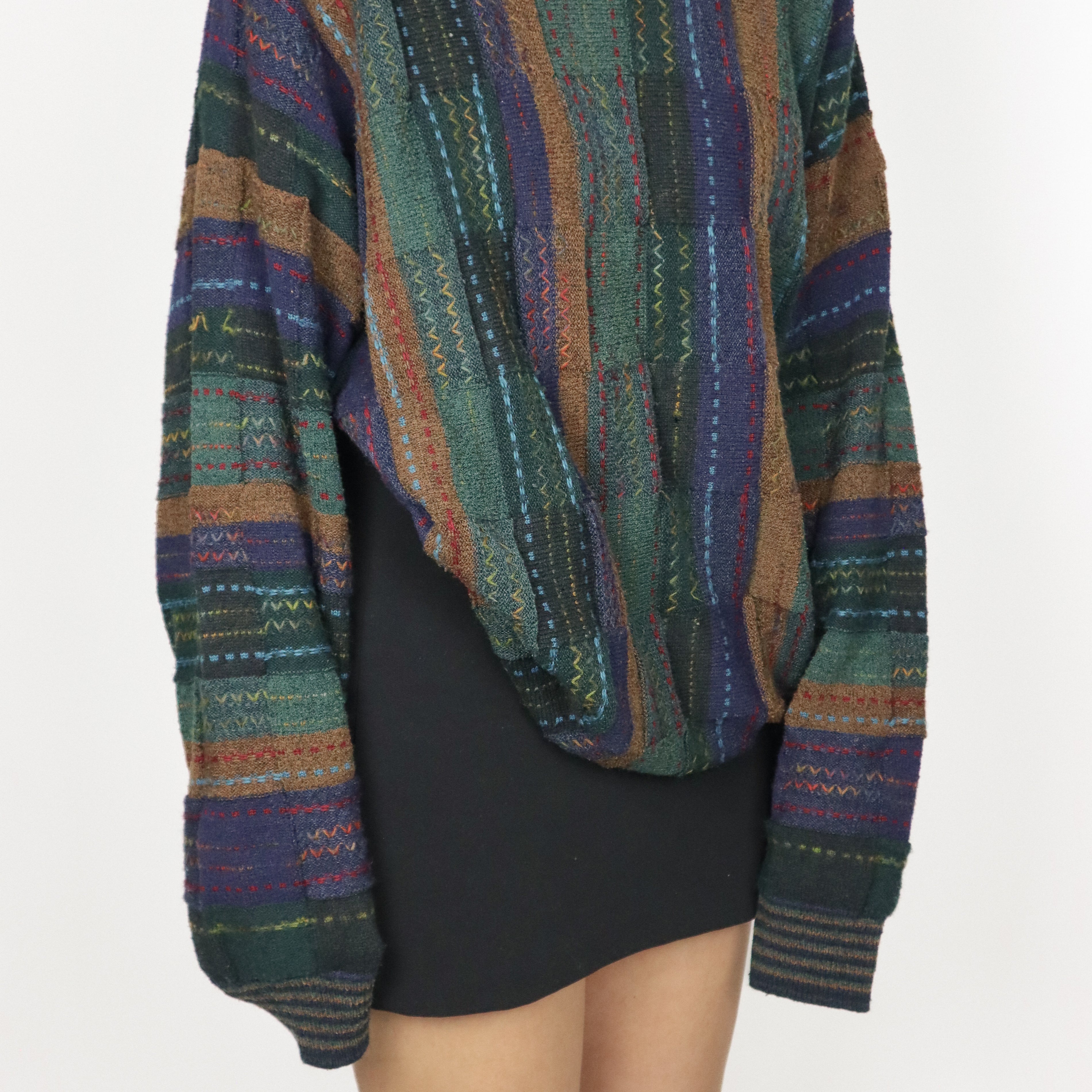 Made in Canada x Vintage x 3D Patterned Knit (M/L)