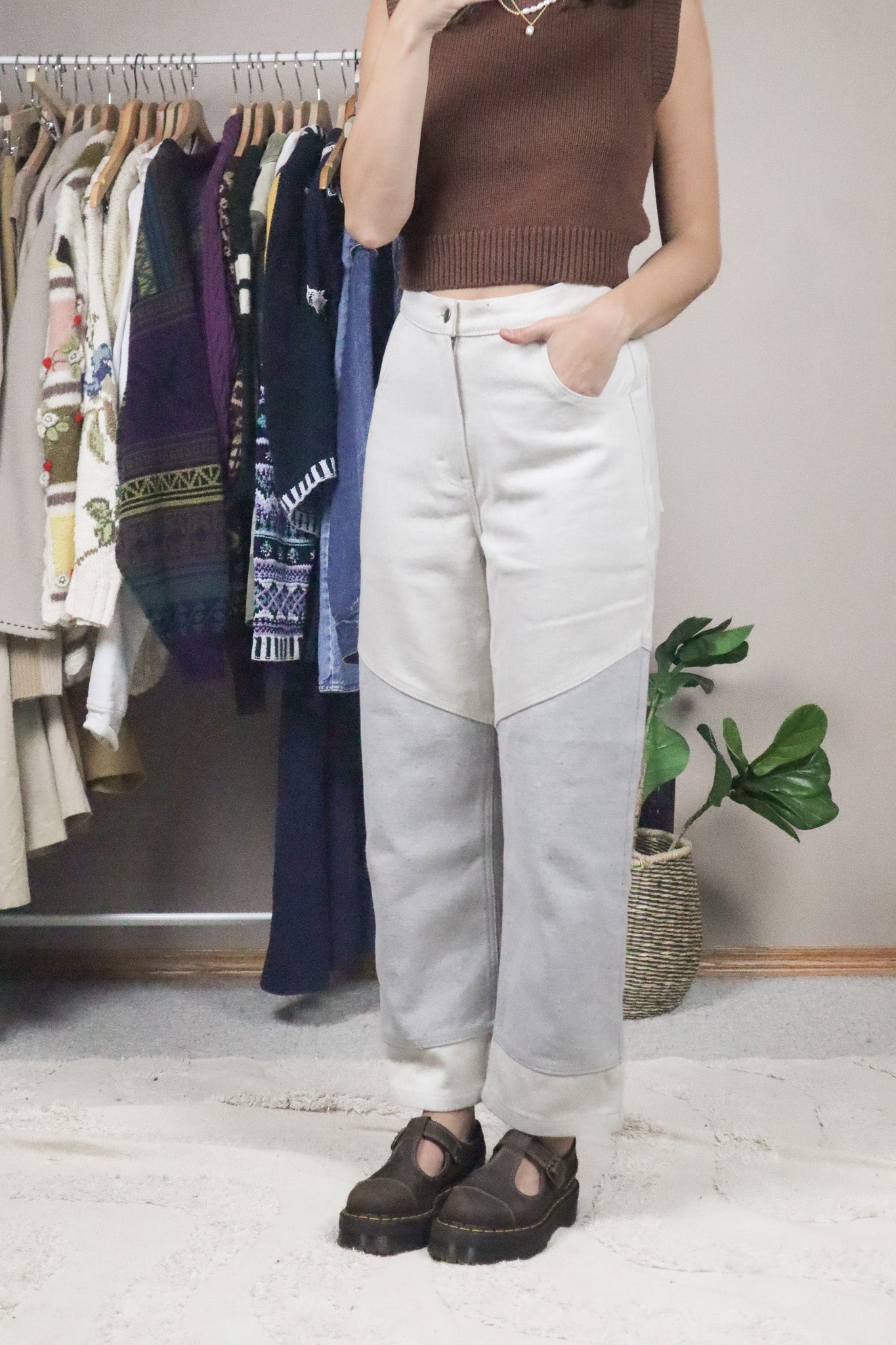 Modern x Two-Toned Pants (4)