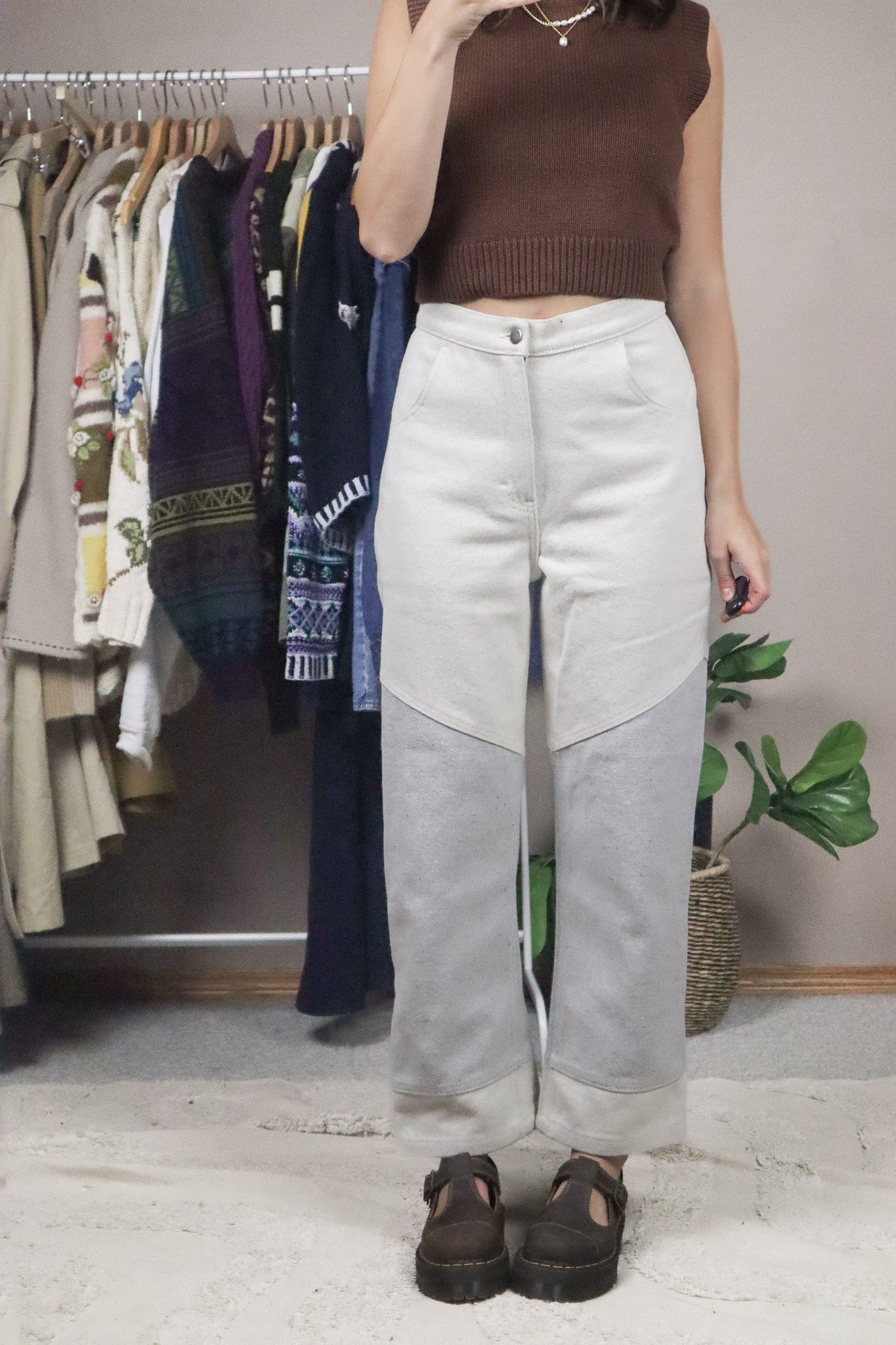 Modern x Two-Toned Pants (4)