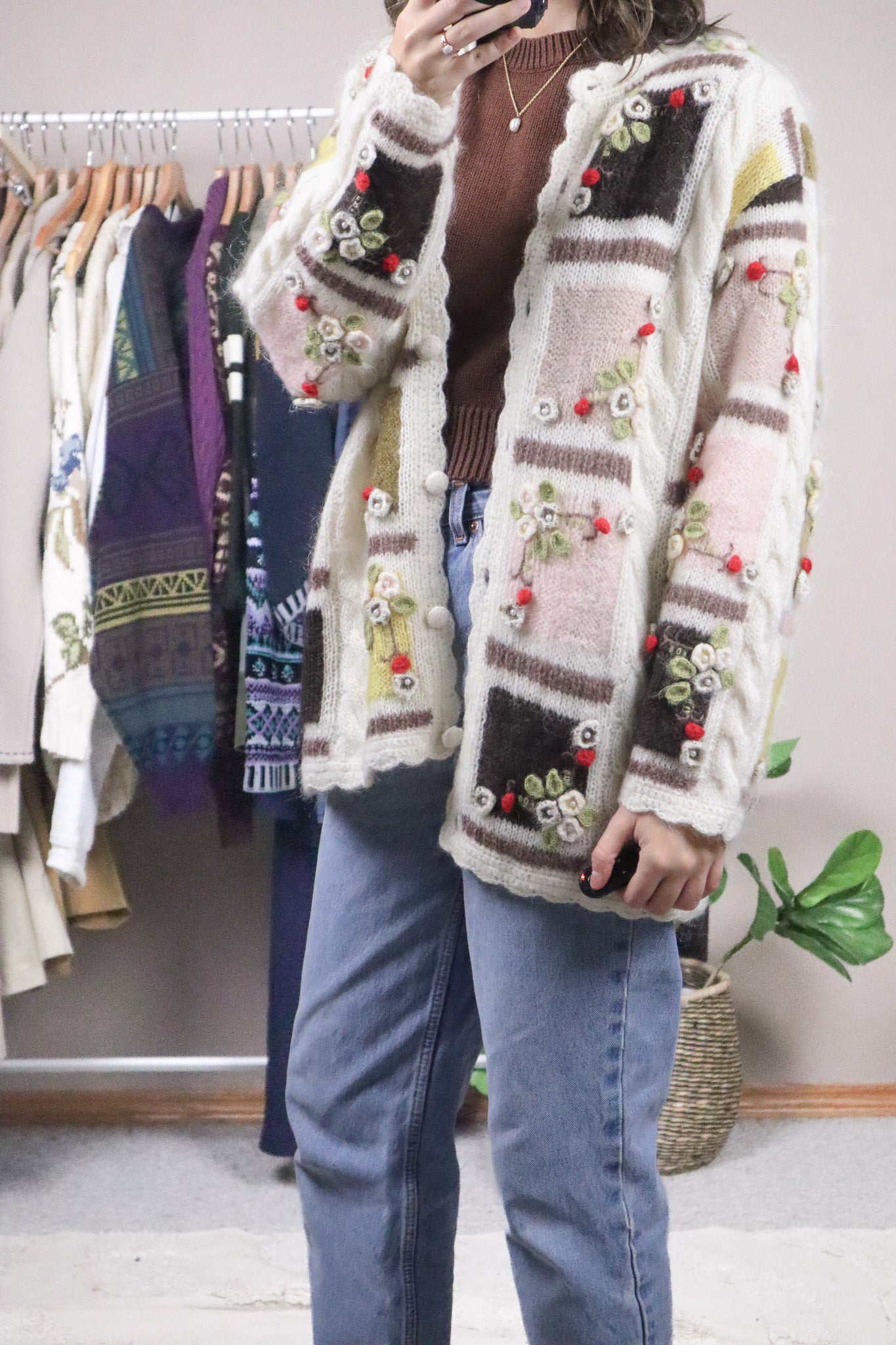 Hand Knit x Wool Blend Knit Beaded Cardigan (M/L)