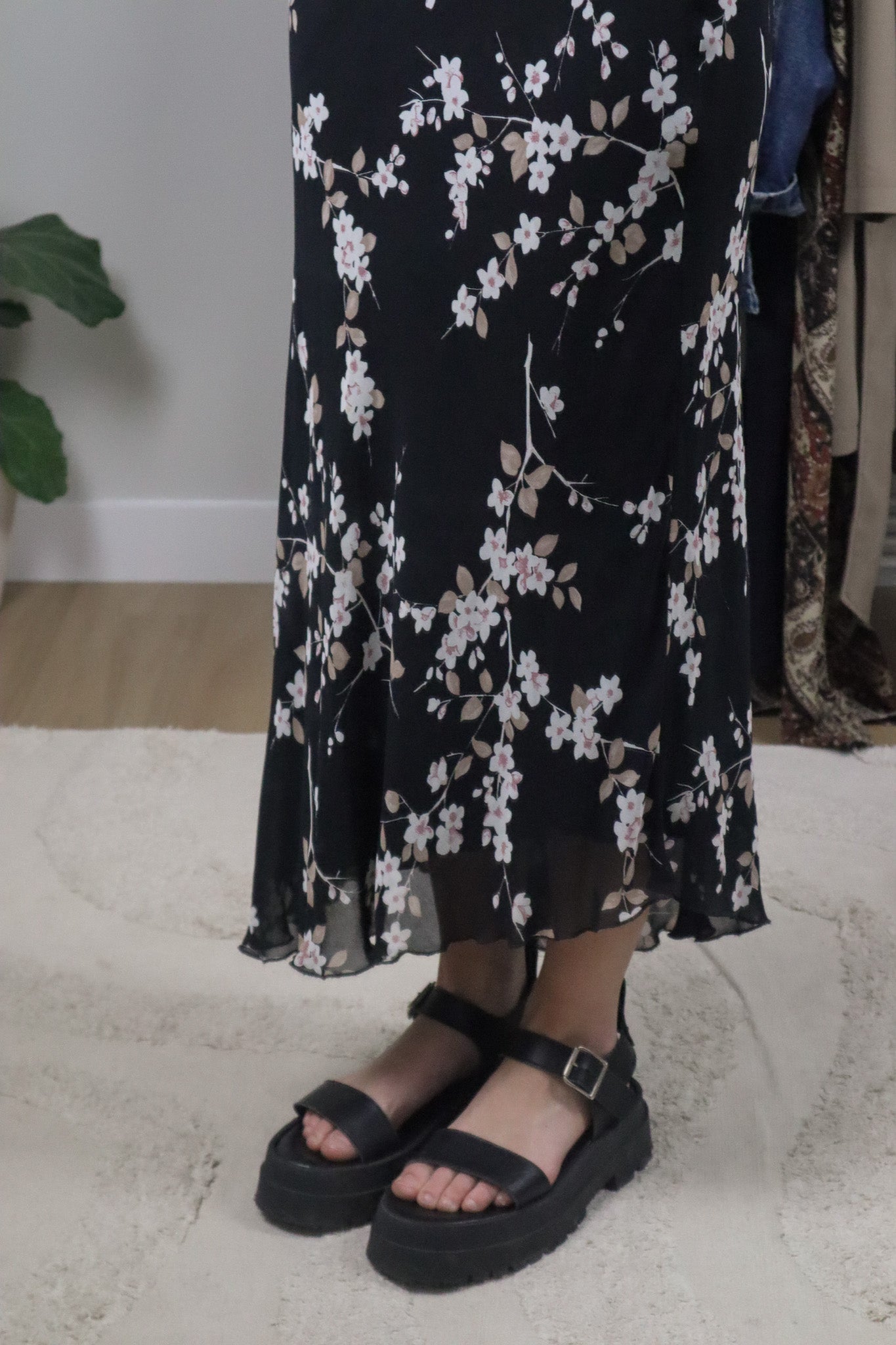 Made in Italy x Vintage x Leather Platform Sandals (9)