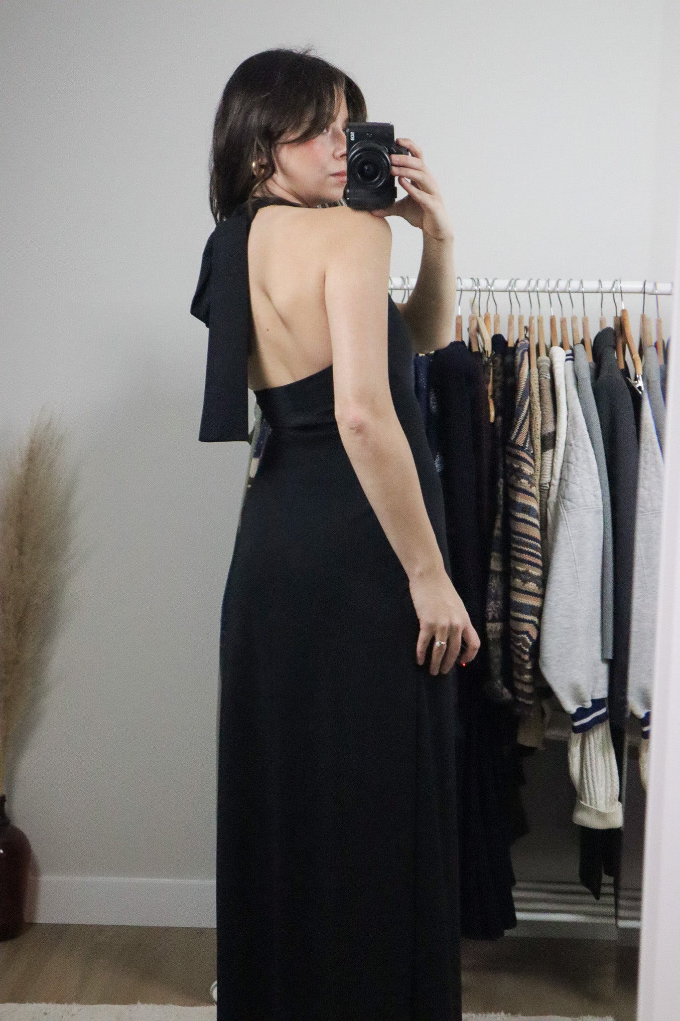 Made in Canada x Vintage x Halter Dress (XS)