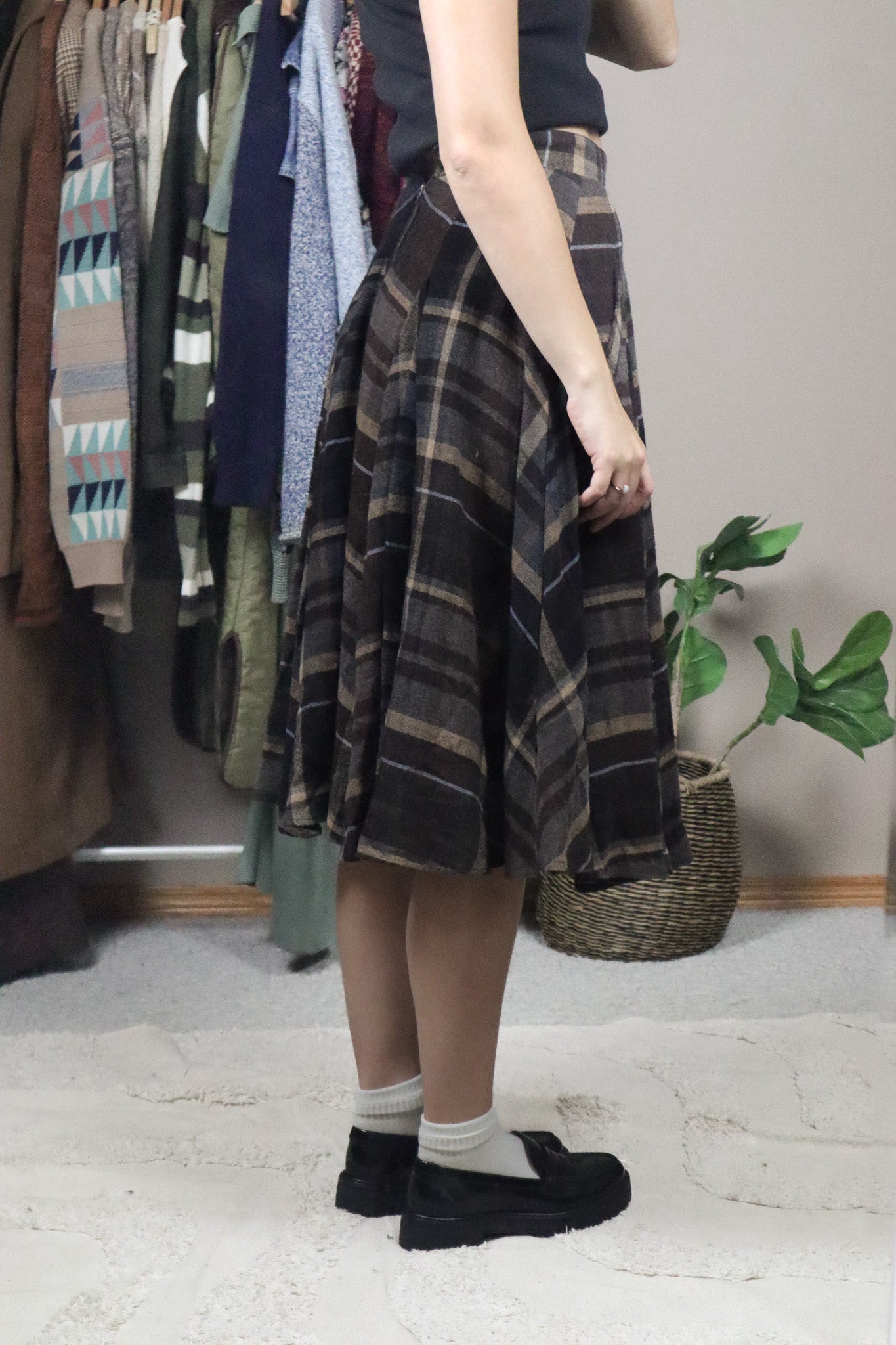 Modern x Wool Plaid Midi Skirt (XXS)